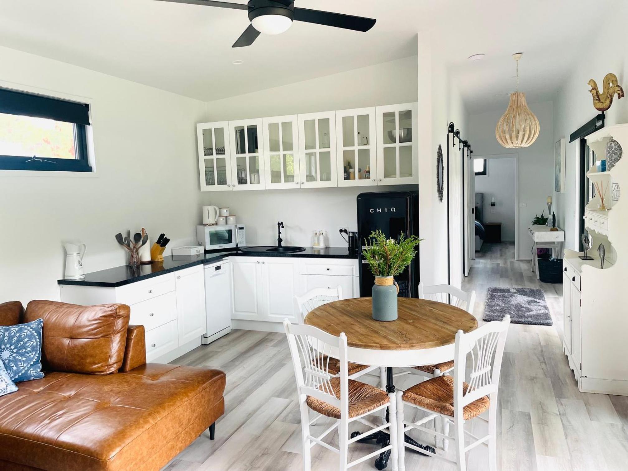 Farm Stay MAPLE Cottage at Wilindi Estate