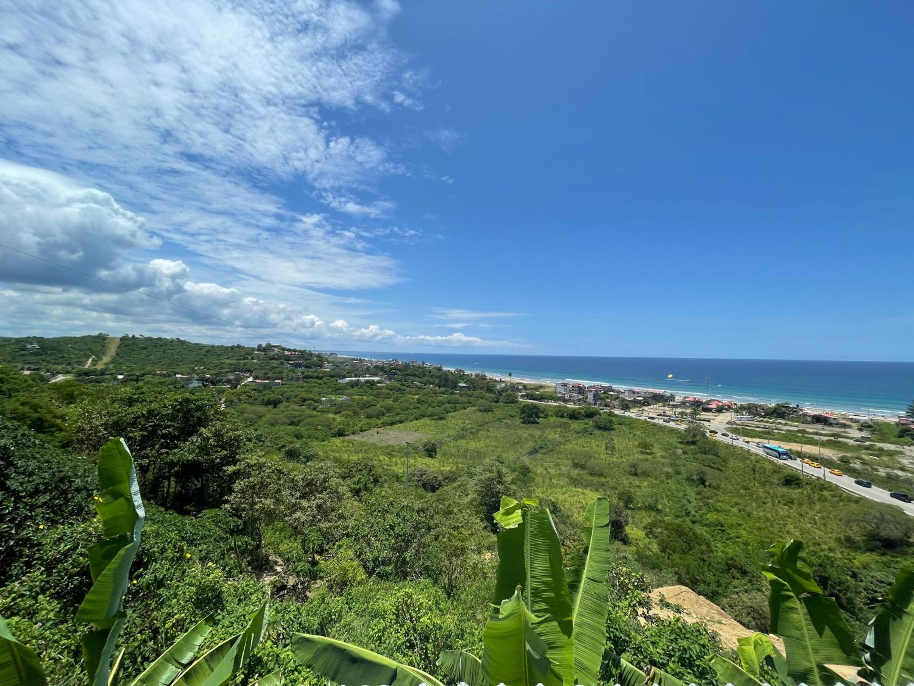 Punta Hills Montanita