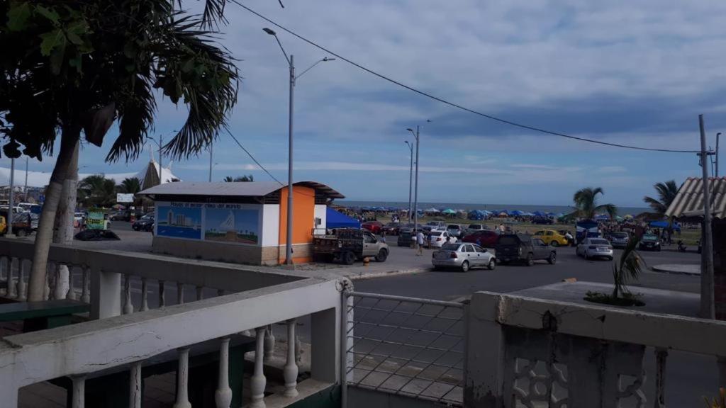 Apartamento Familiar frente a la Playa view 5