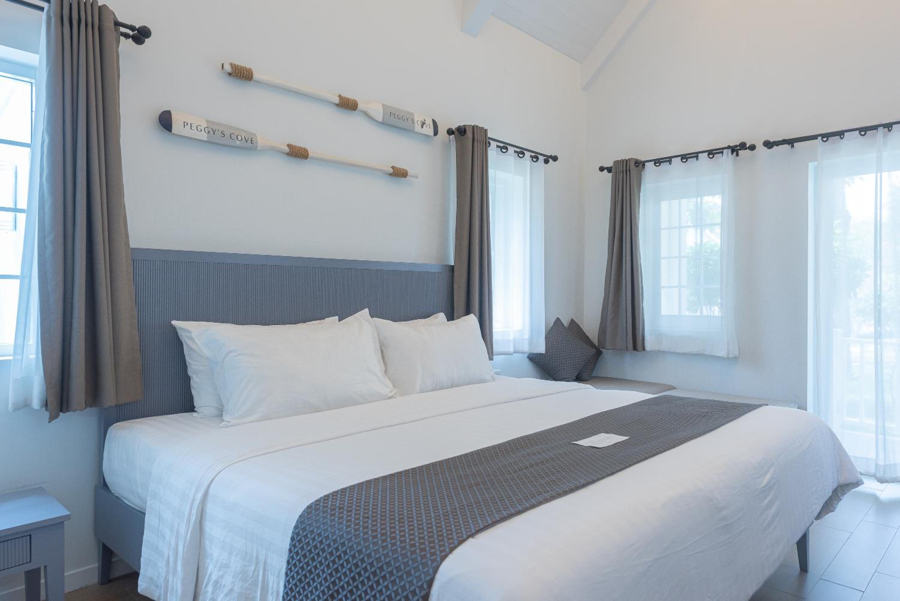 Peggy's Cove Resort