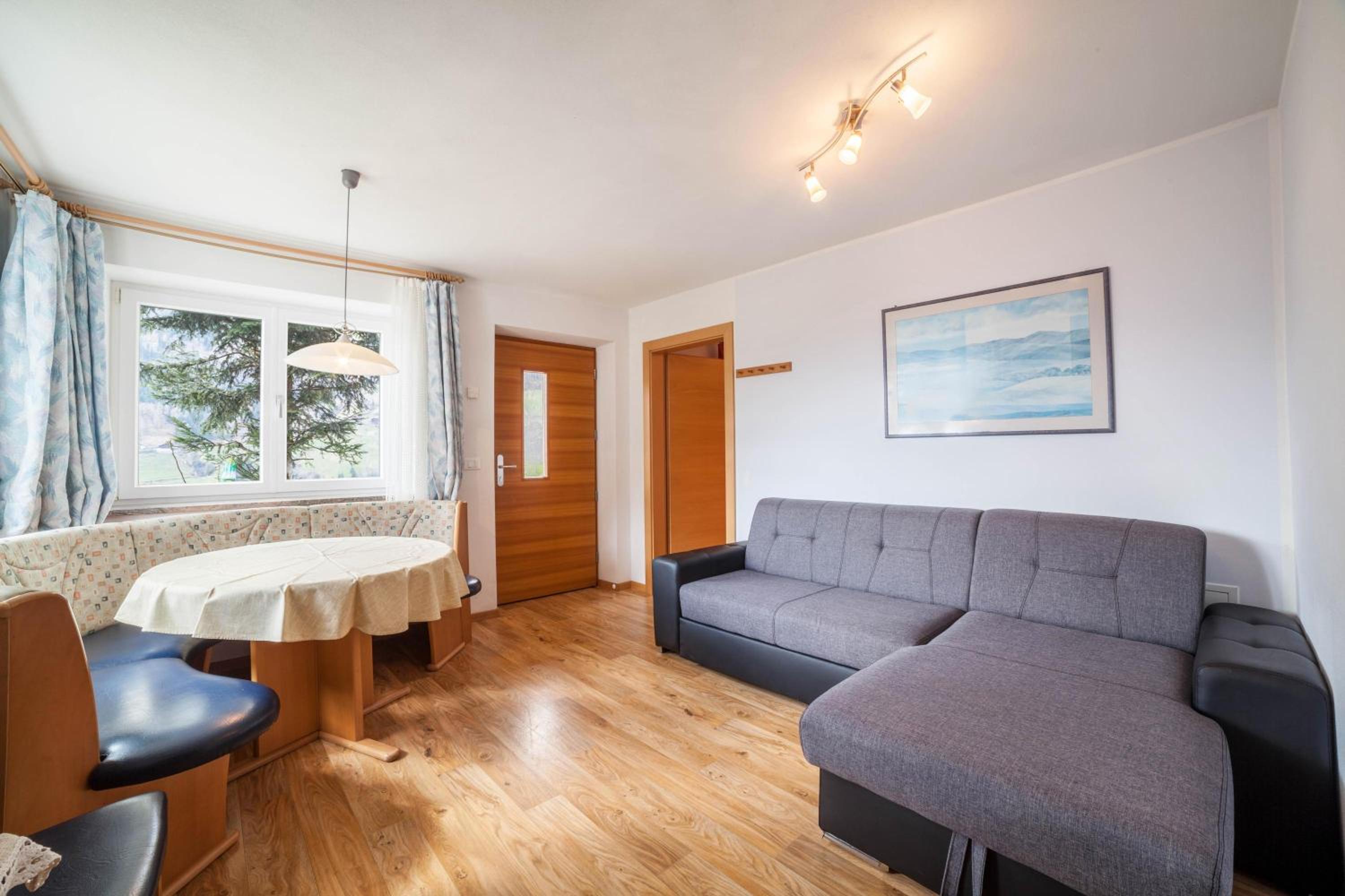 Ferienwohnung Hirzer en Saltusio — hotel room
