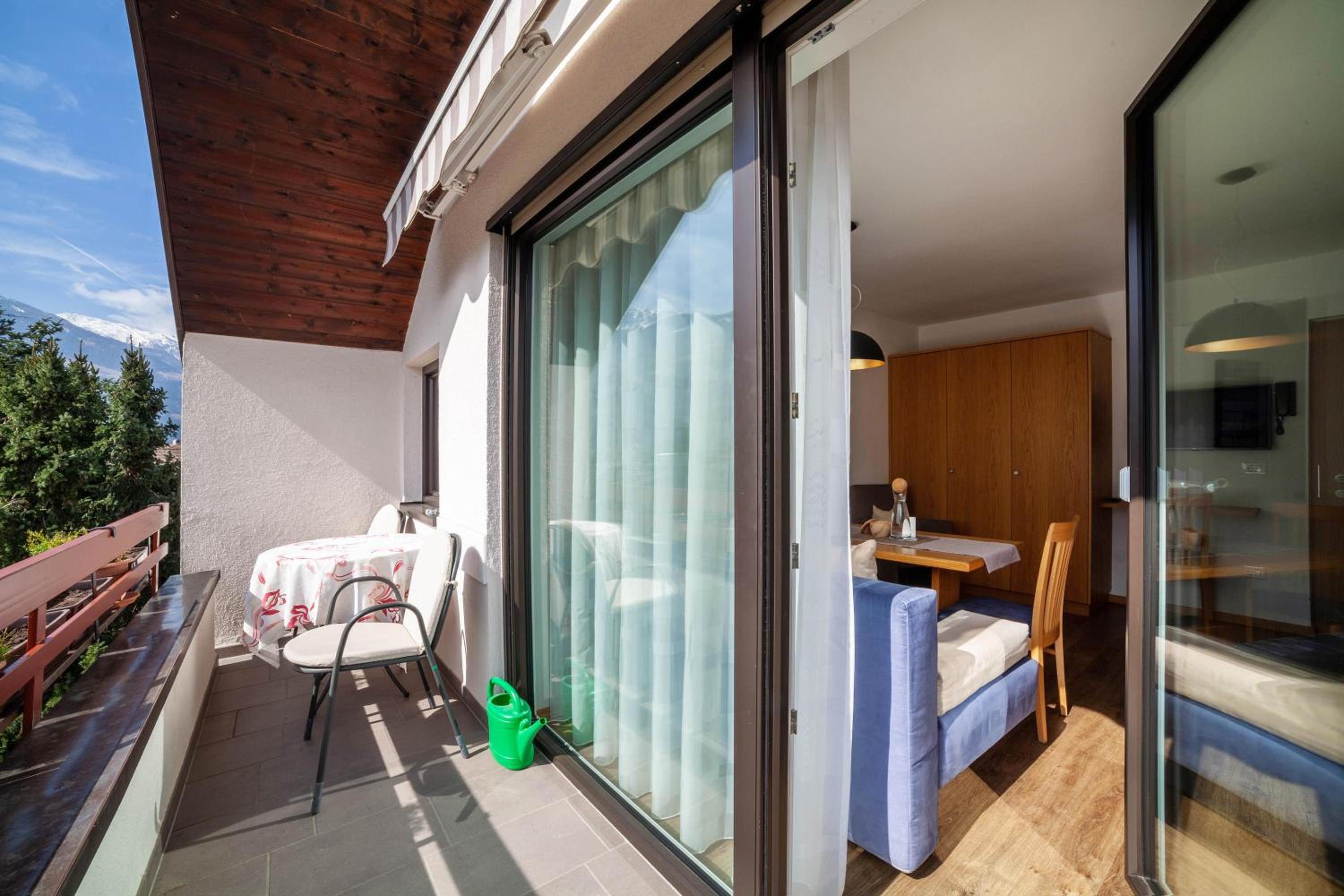Schnitzer Ferienwohnung Enzian photo 2