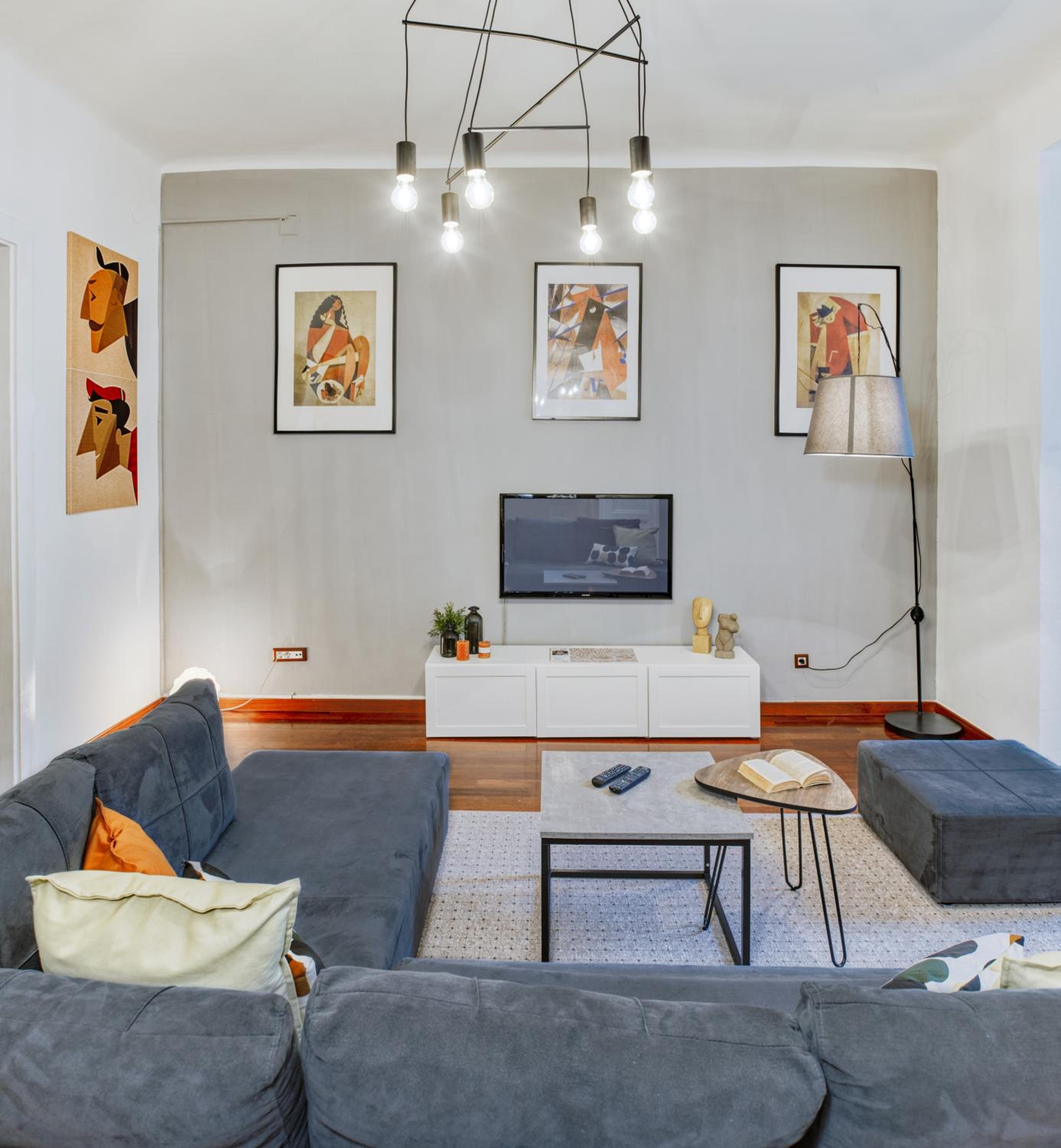 Irundo Downtown Apartments