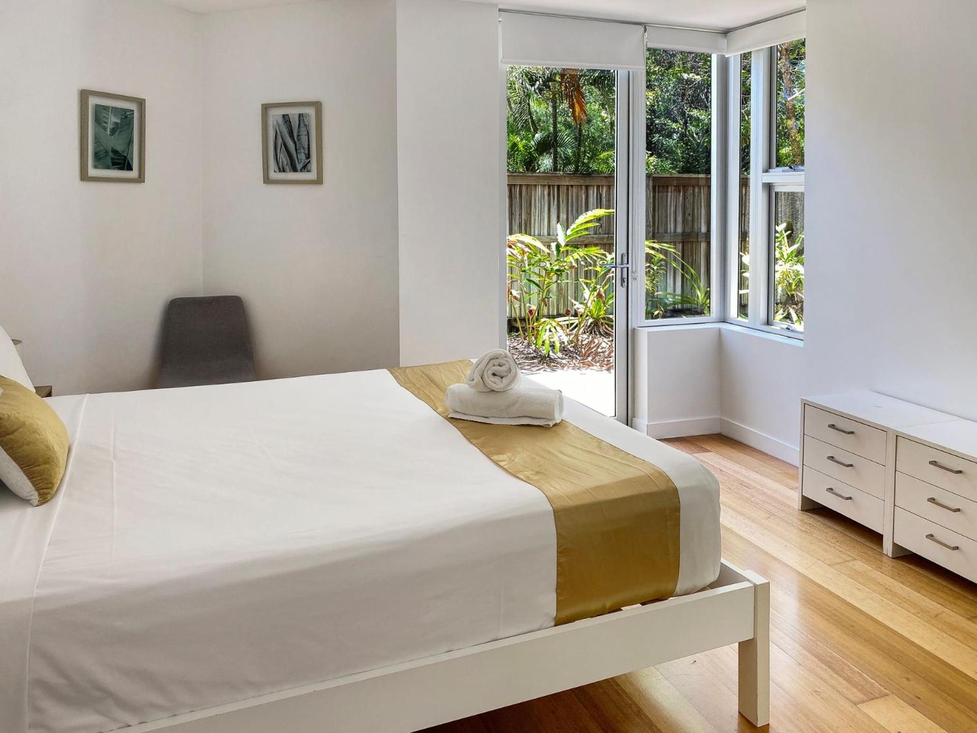 Maggies Beachfront Apartment 9