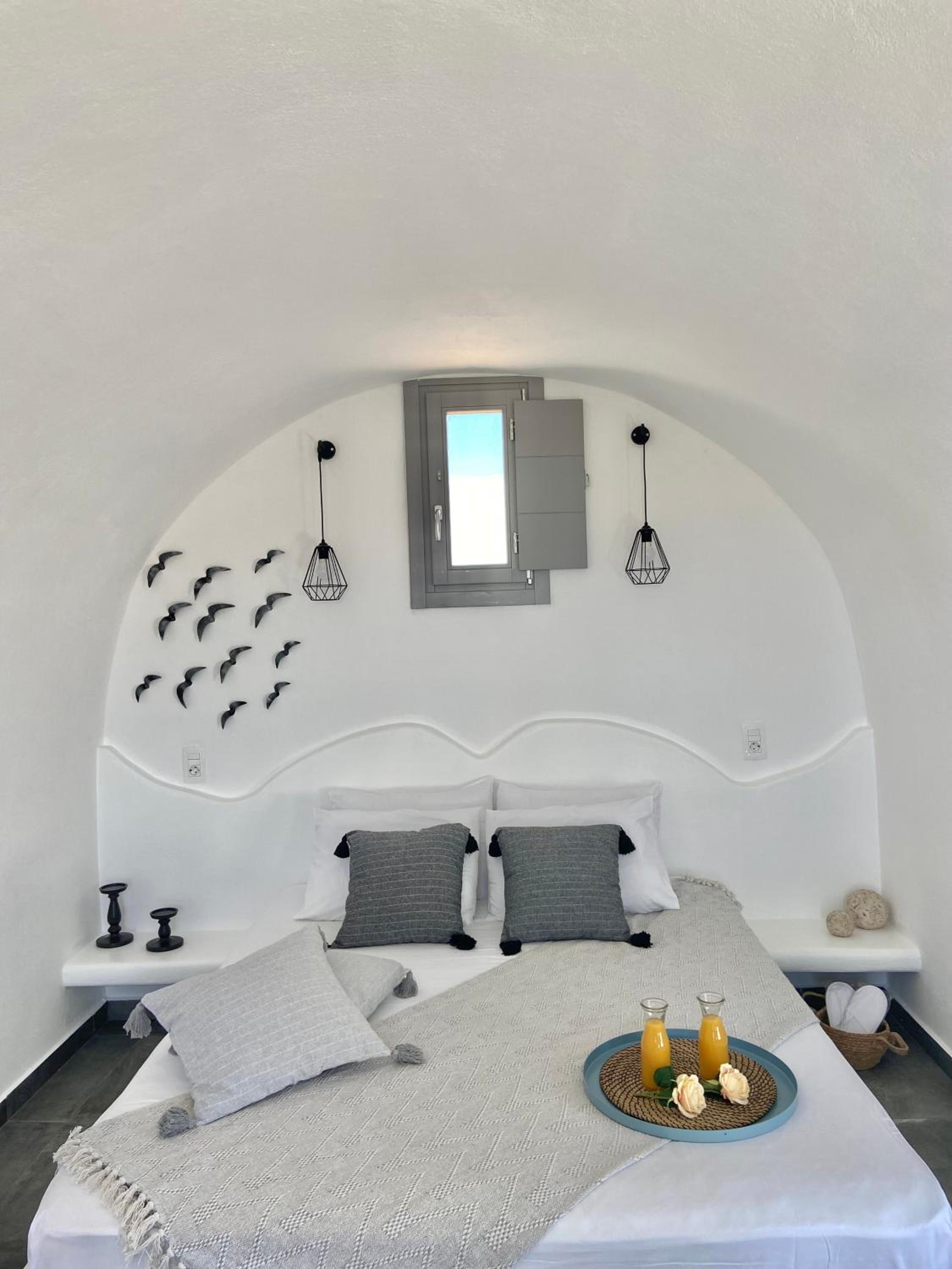 Aeron Suites