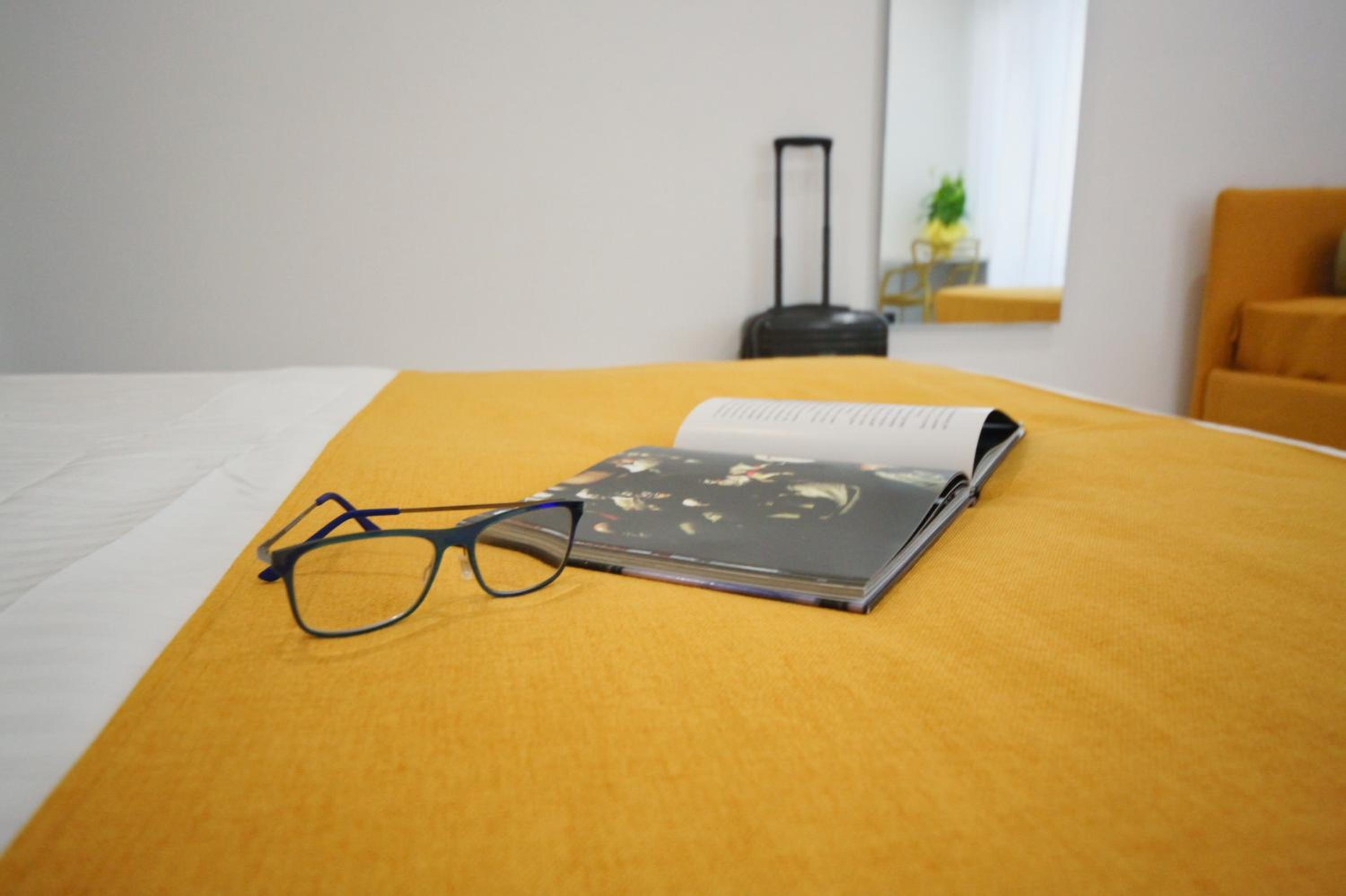 Be Coloured - Boutique Art Rooms in Naples