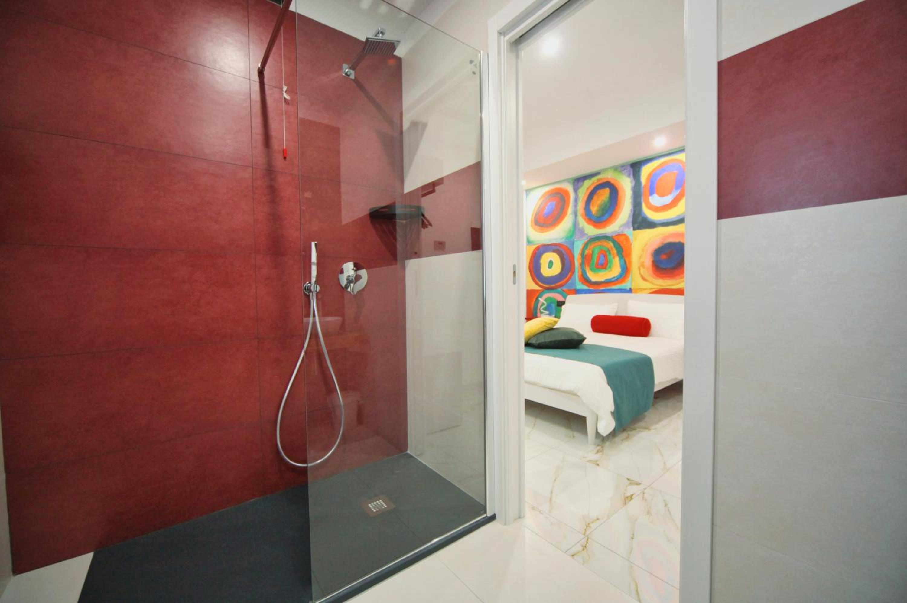 Be Coloured - Boutique Art Rooms in Naples