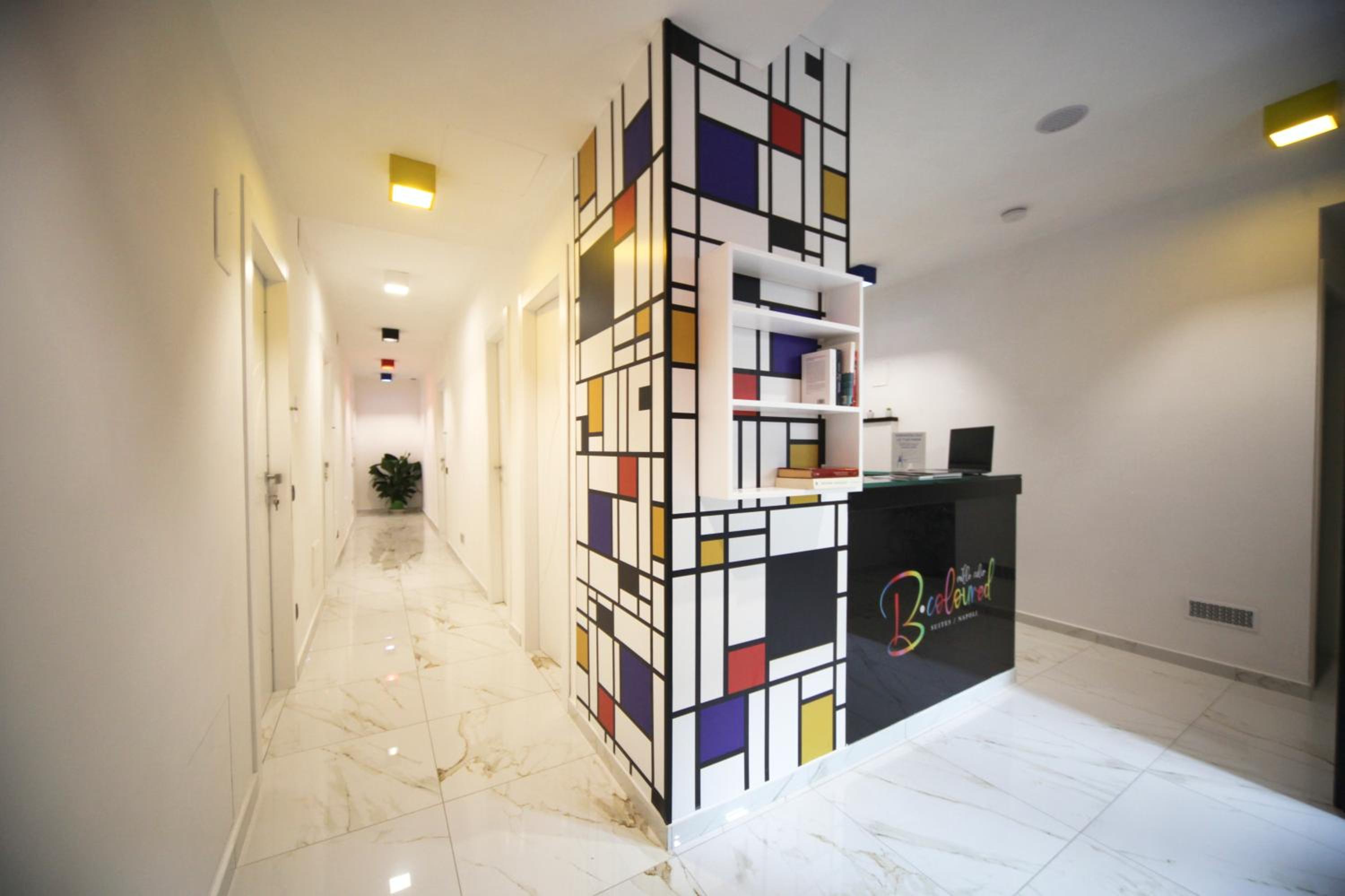 Be Coloured - Boutique Art Rooms in Naples