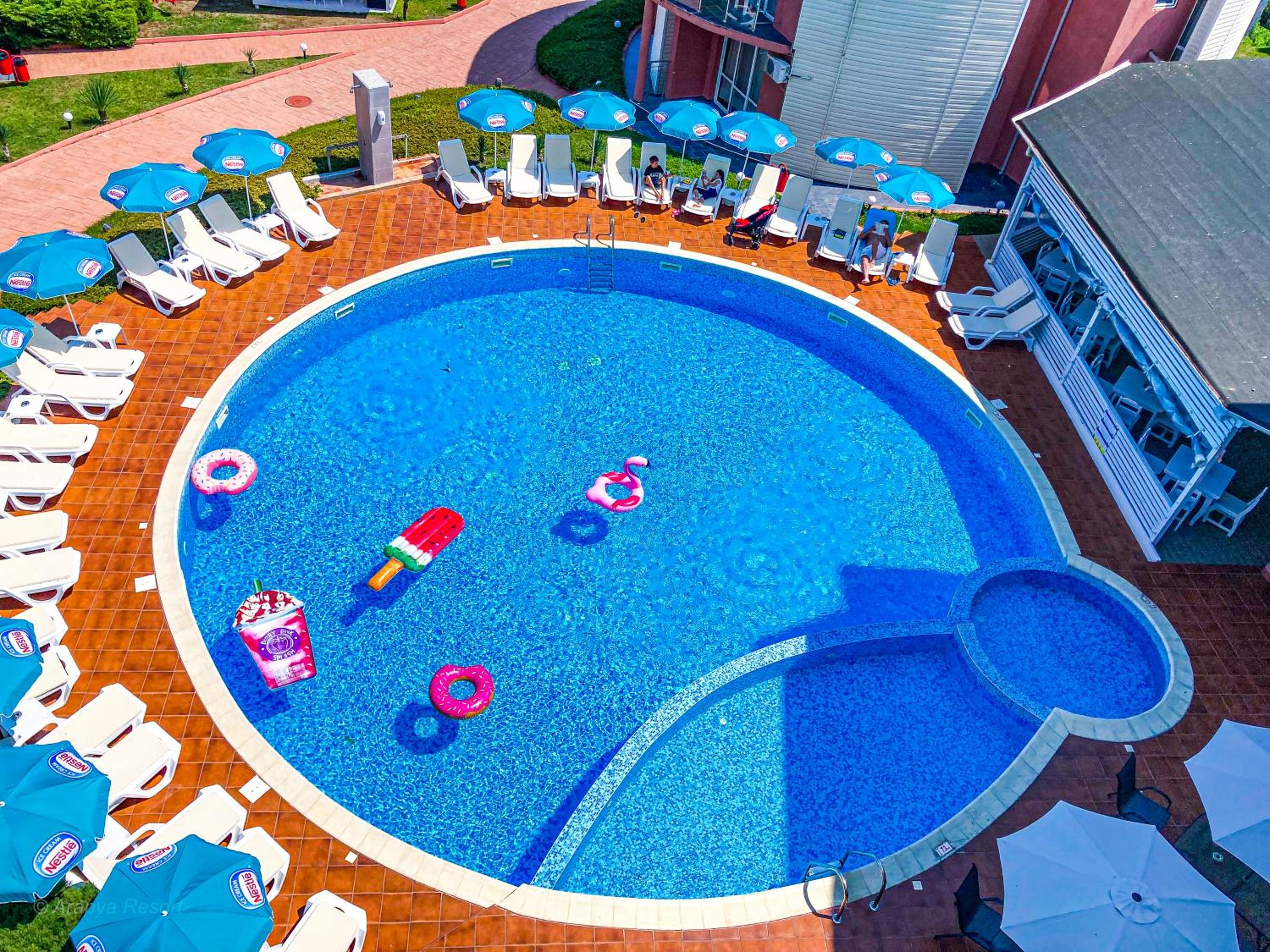 swimming pool
