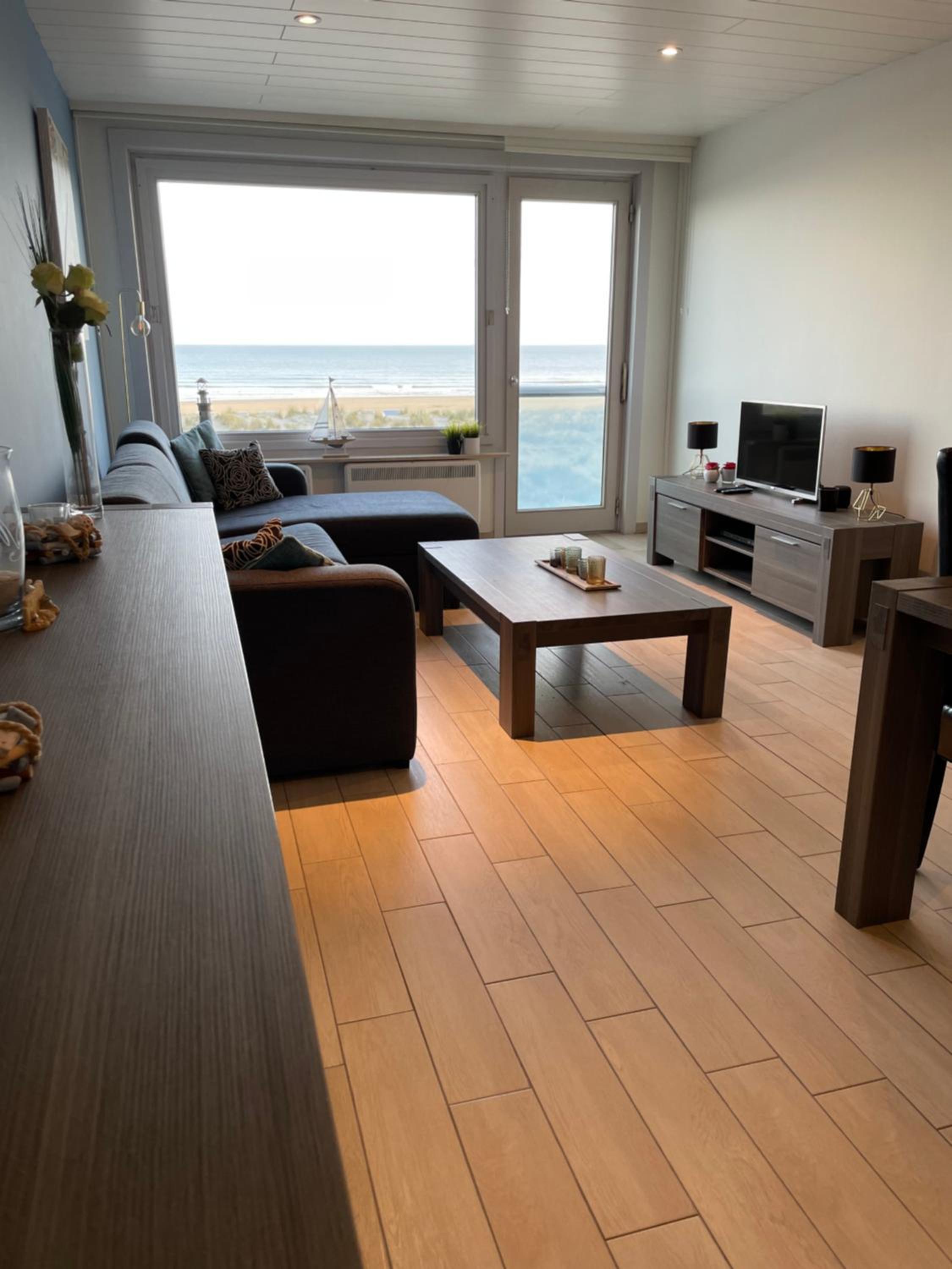 Studio zeezicht Nieuwpoort view 3