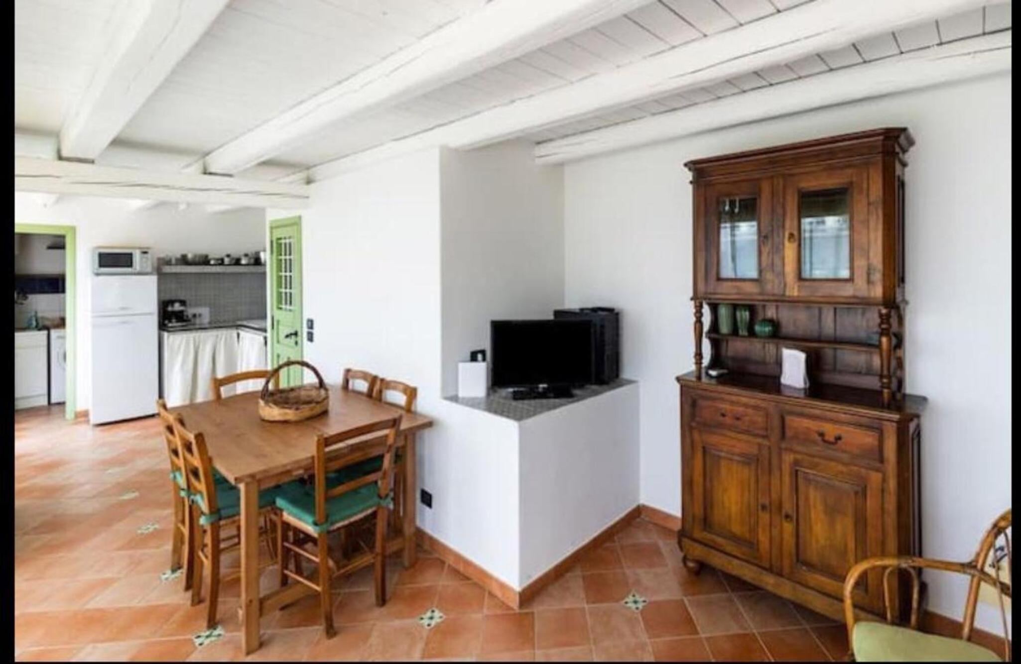 Case Saponara en Cefalù — kitchen