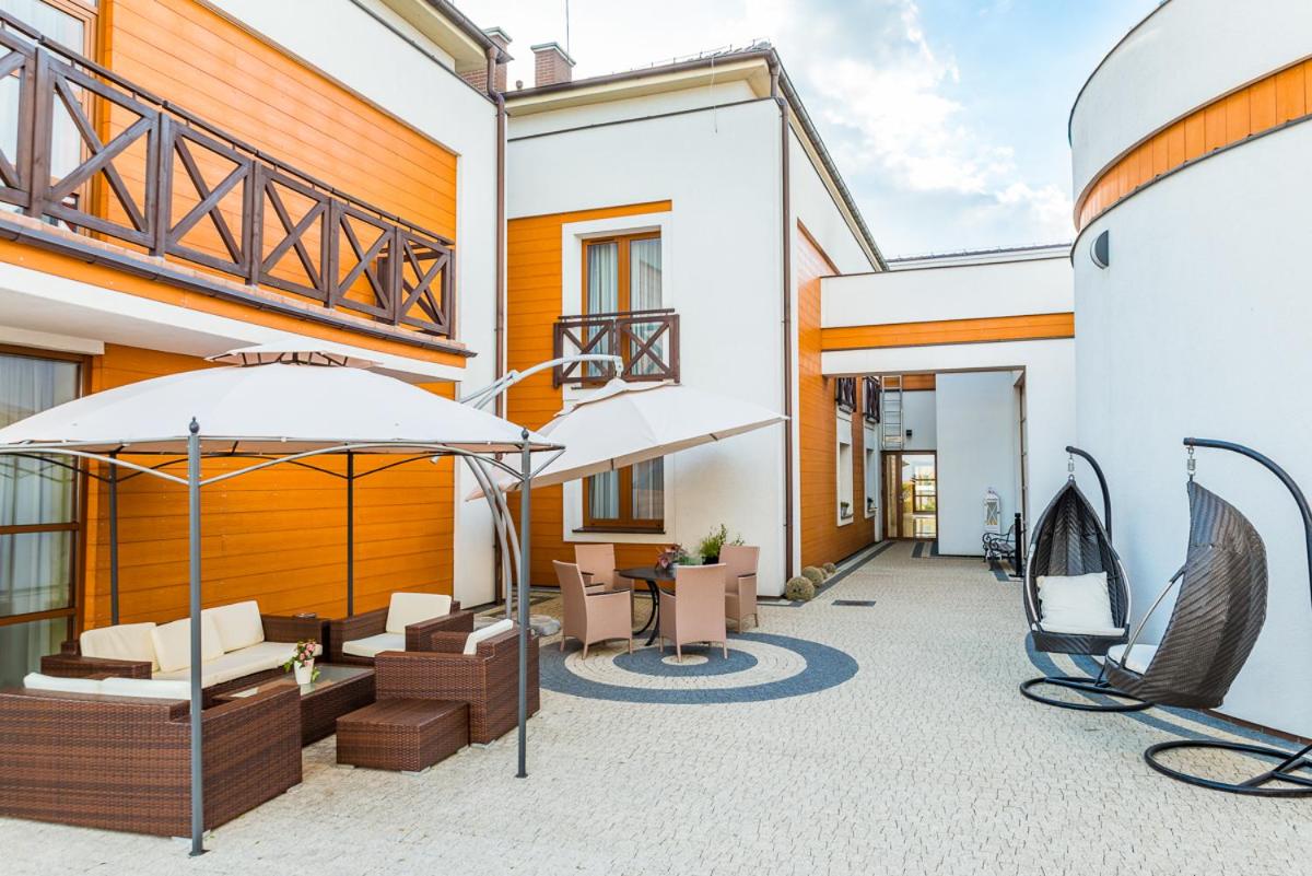 outdoor BBQ area