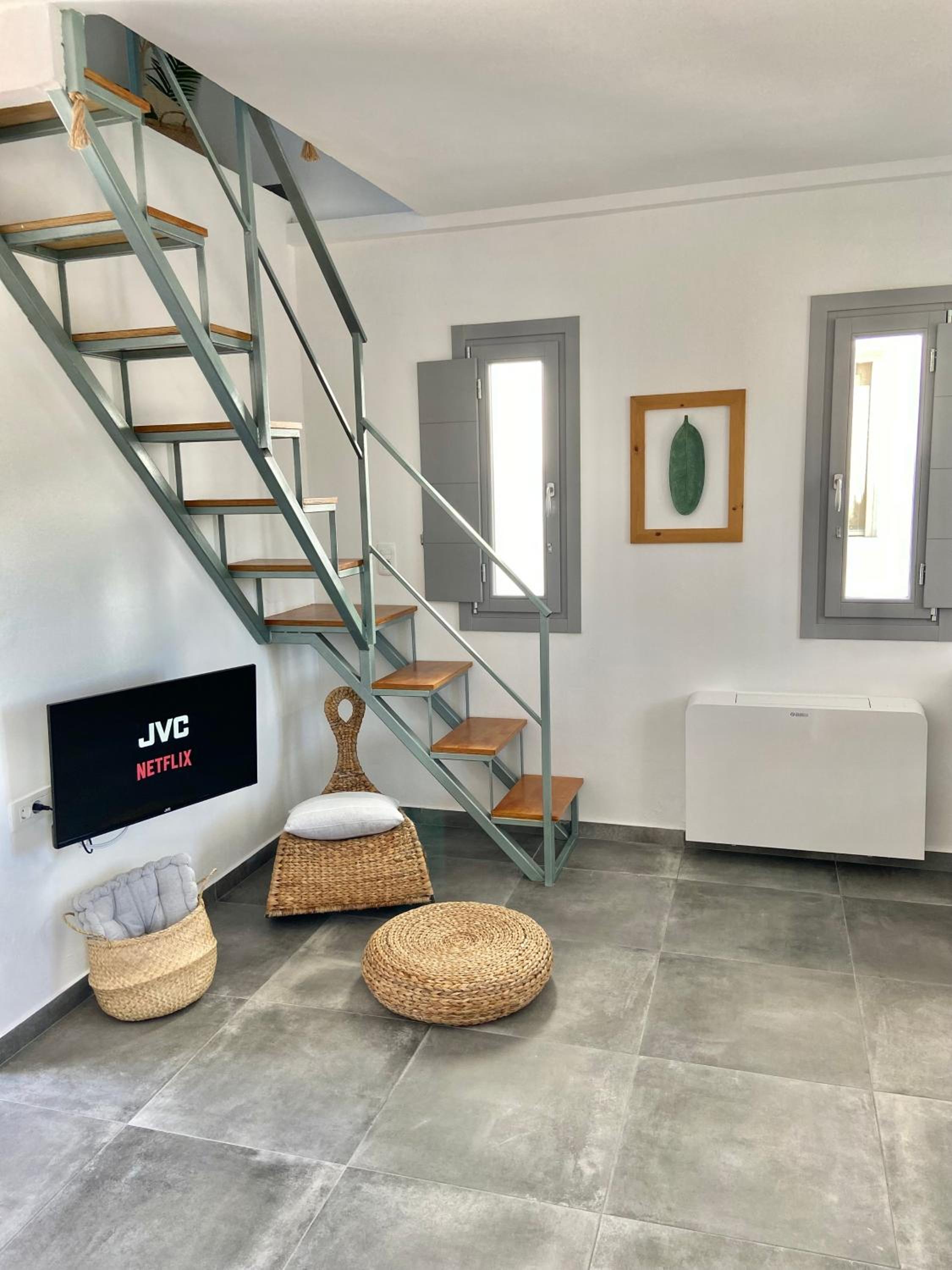 Aeron Suites