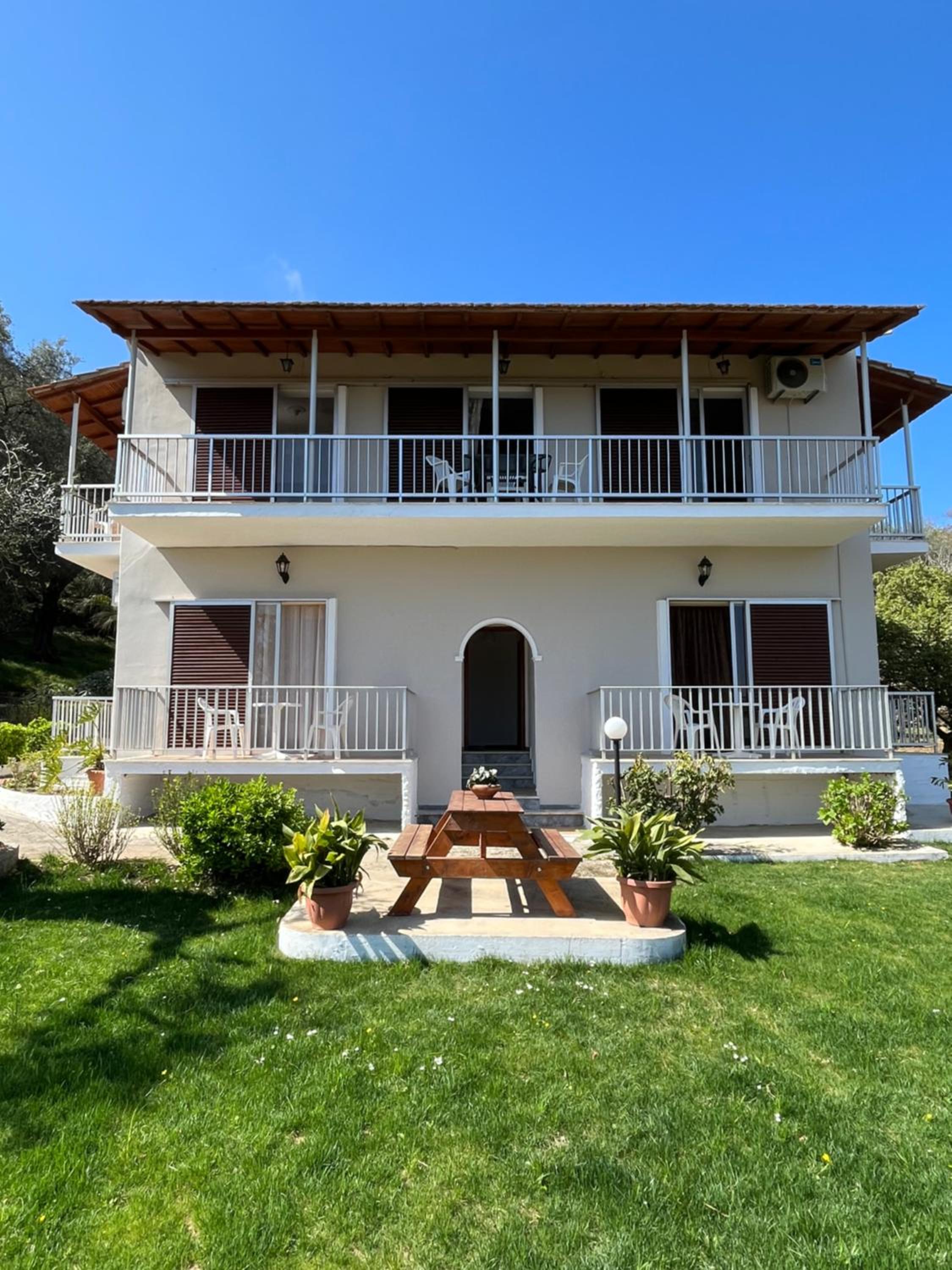 Ilias Apartments Dassia By Hotelius photo 3