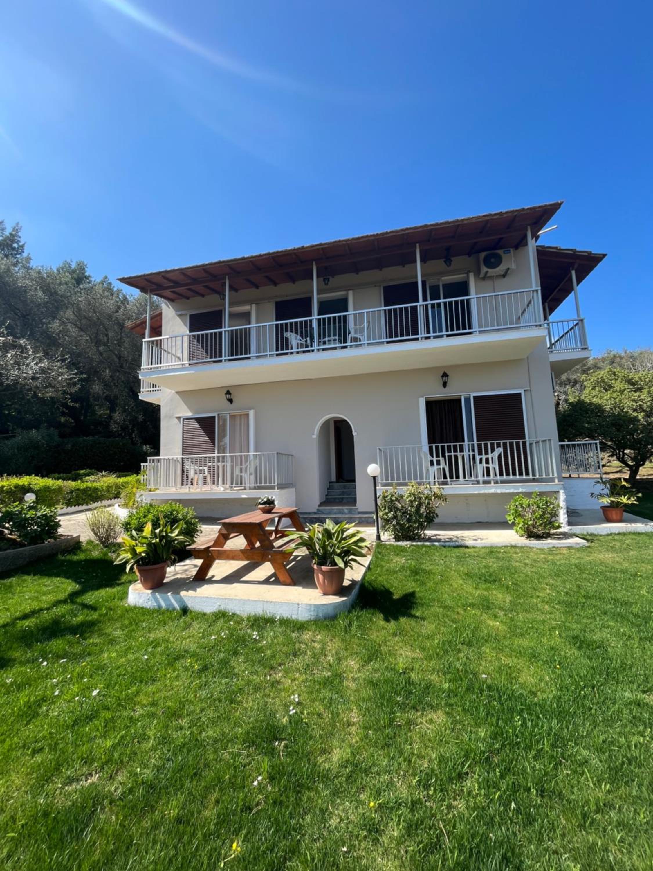 Ilias Apartments Dassia By Hotelius photo 2