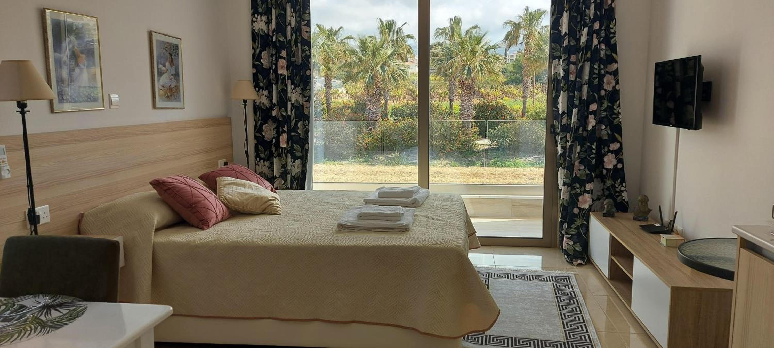 Harmony Seaview Apartments