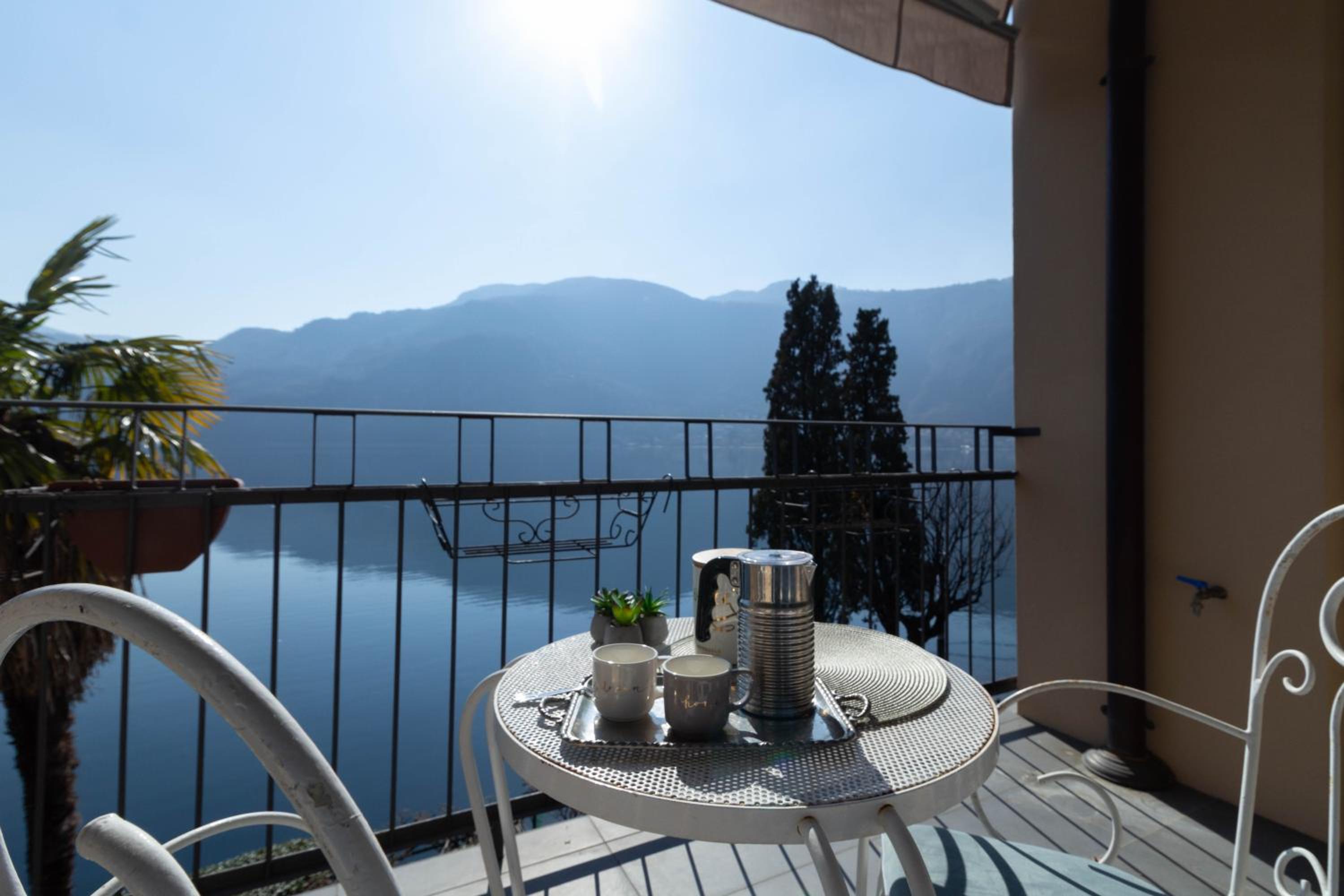 Mamma Ciccia Holiday Home - Waterfront Apartment photo 5