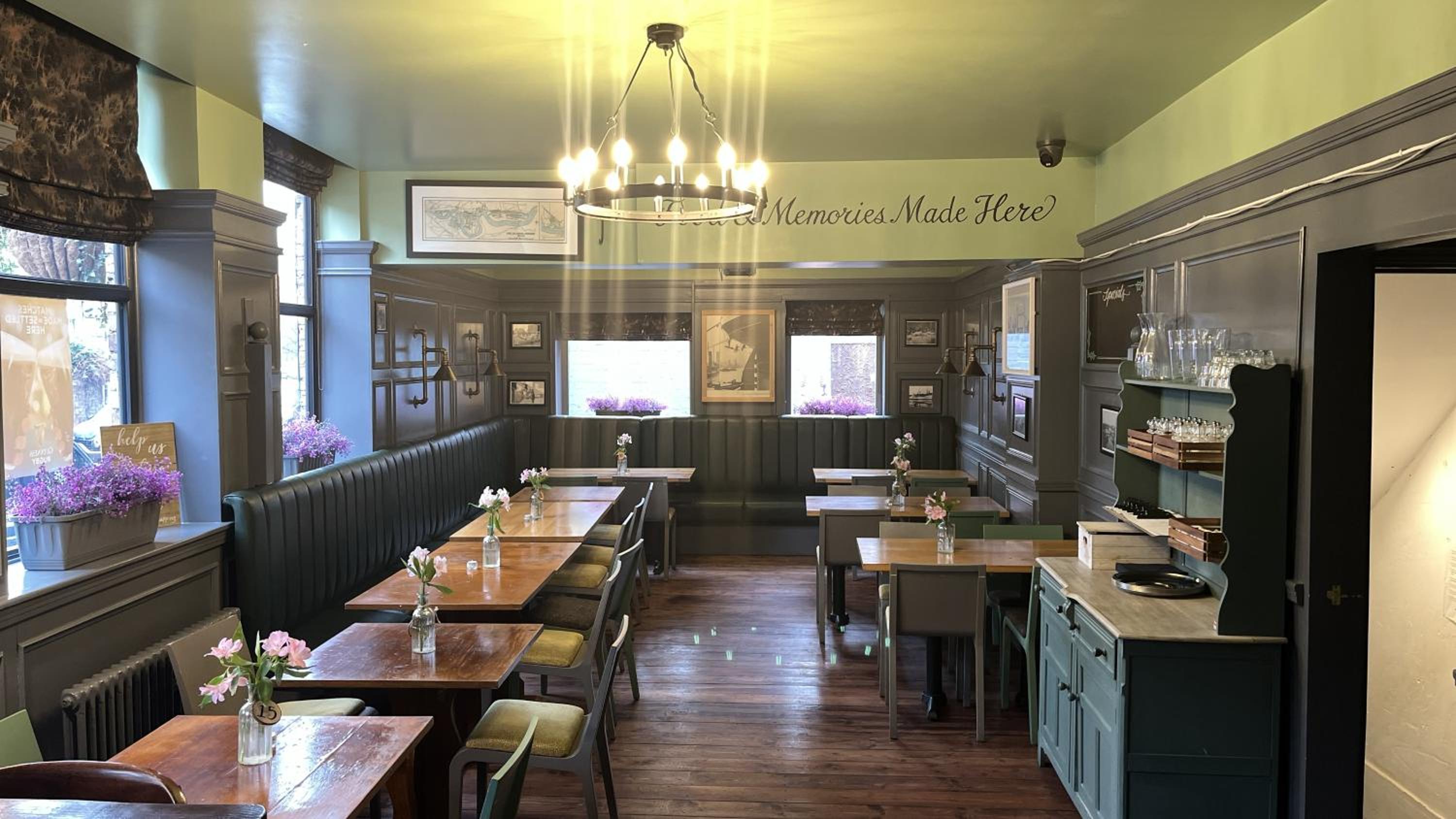 restaurant