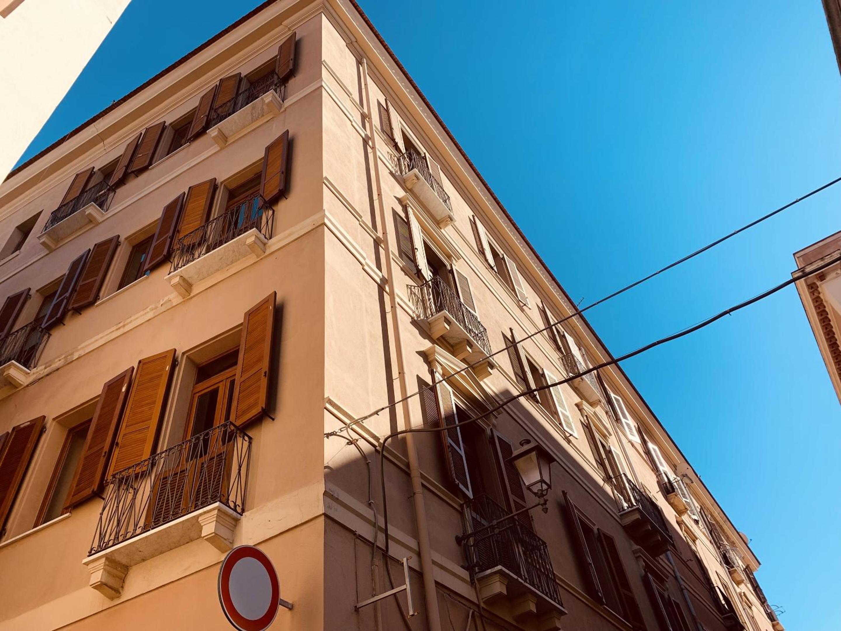 Elegant Studio in Cagliari, 60 m² with balcony and view photo 1