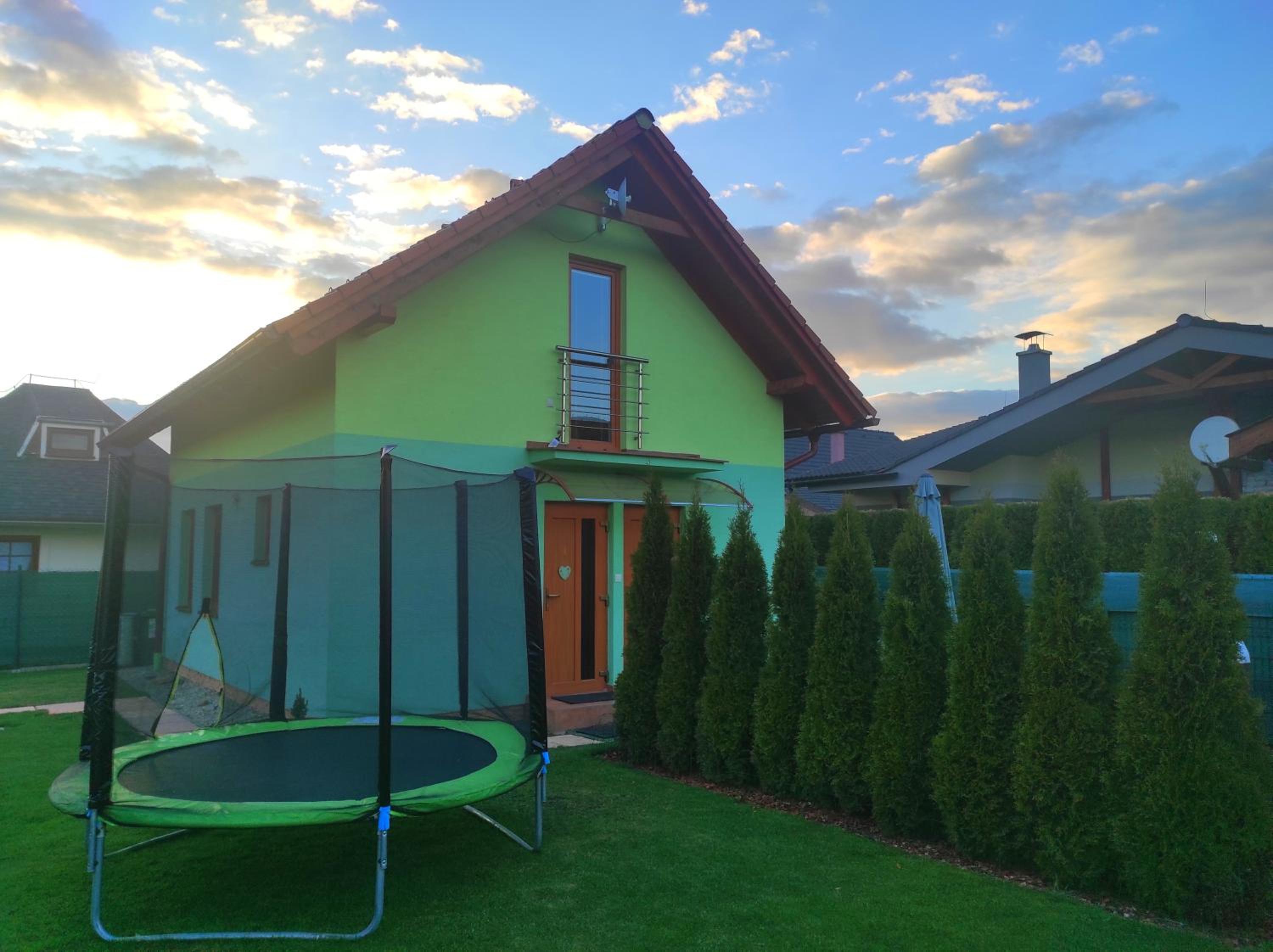Green cottage Besenova view 3