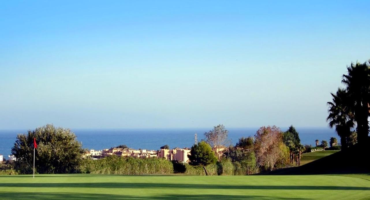 Casares Beach Doña Julia Golf Garden Pool Apartment By M&M, photo 23