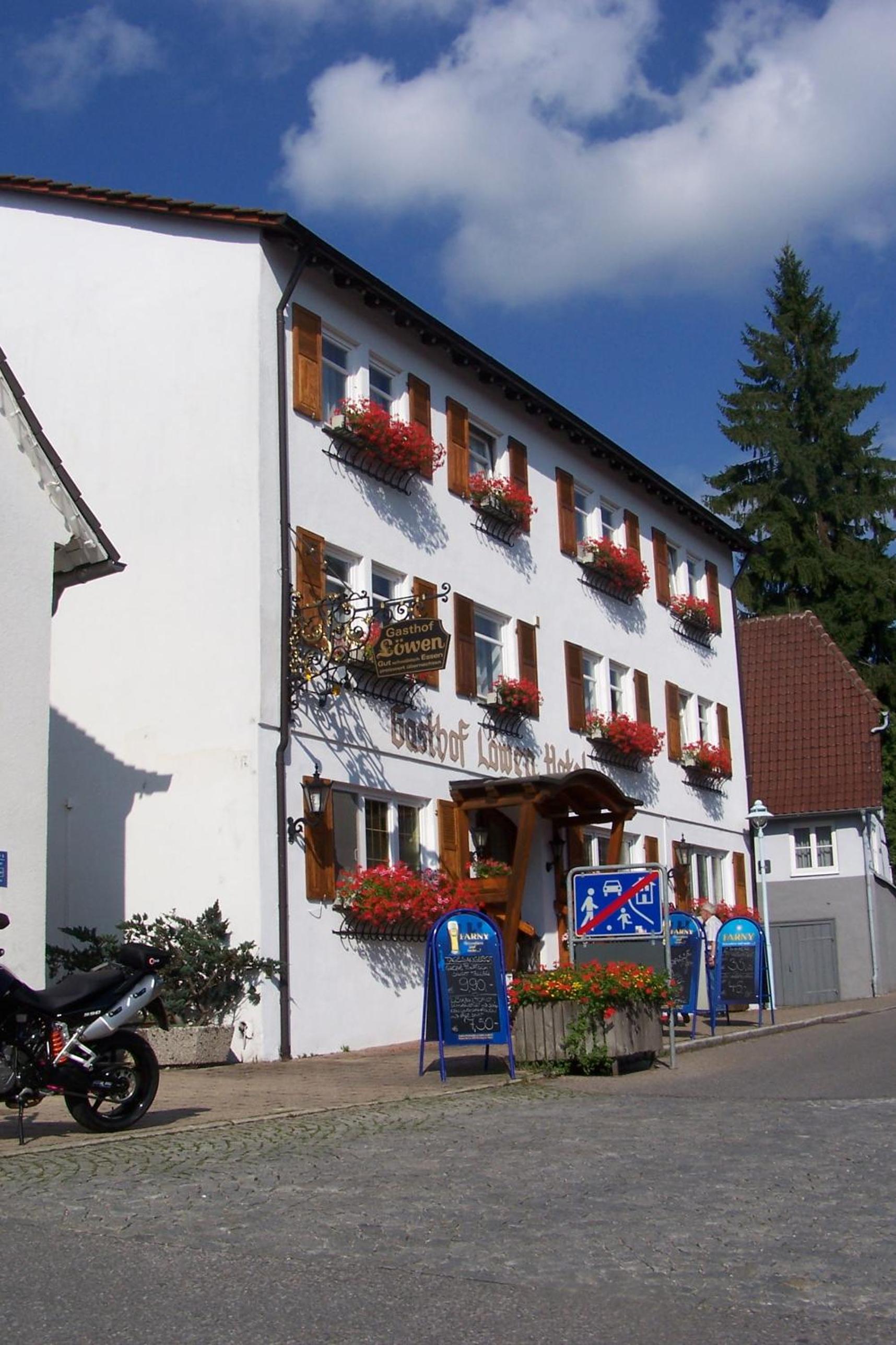 Gasthof Hotel Lowen - Property Image 7