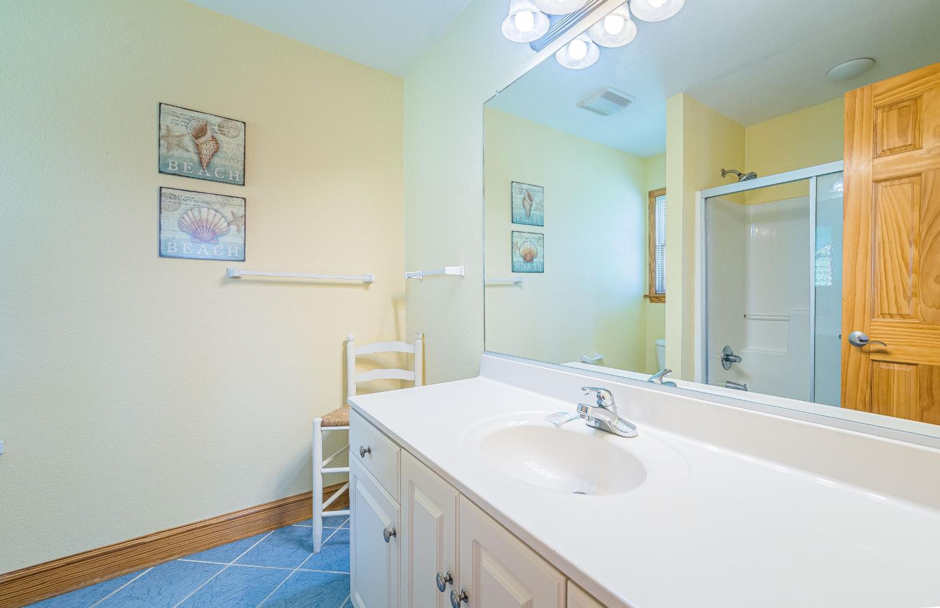 Jockey's Ridge Haven - NH MP 13, Pool-Open Now for 2026, Cabana, Hot Tub, Pets OK, YR Flex Stays view 5