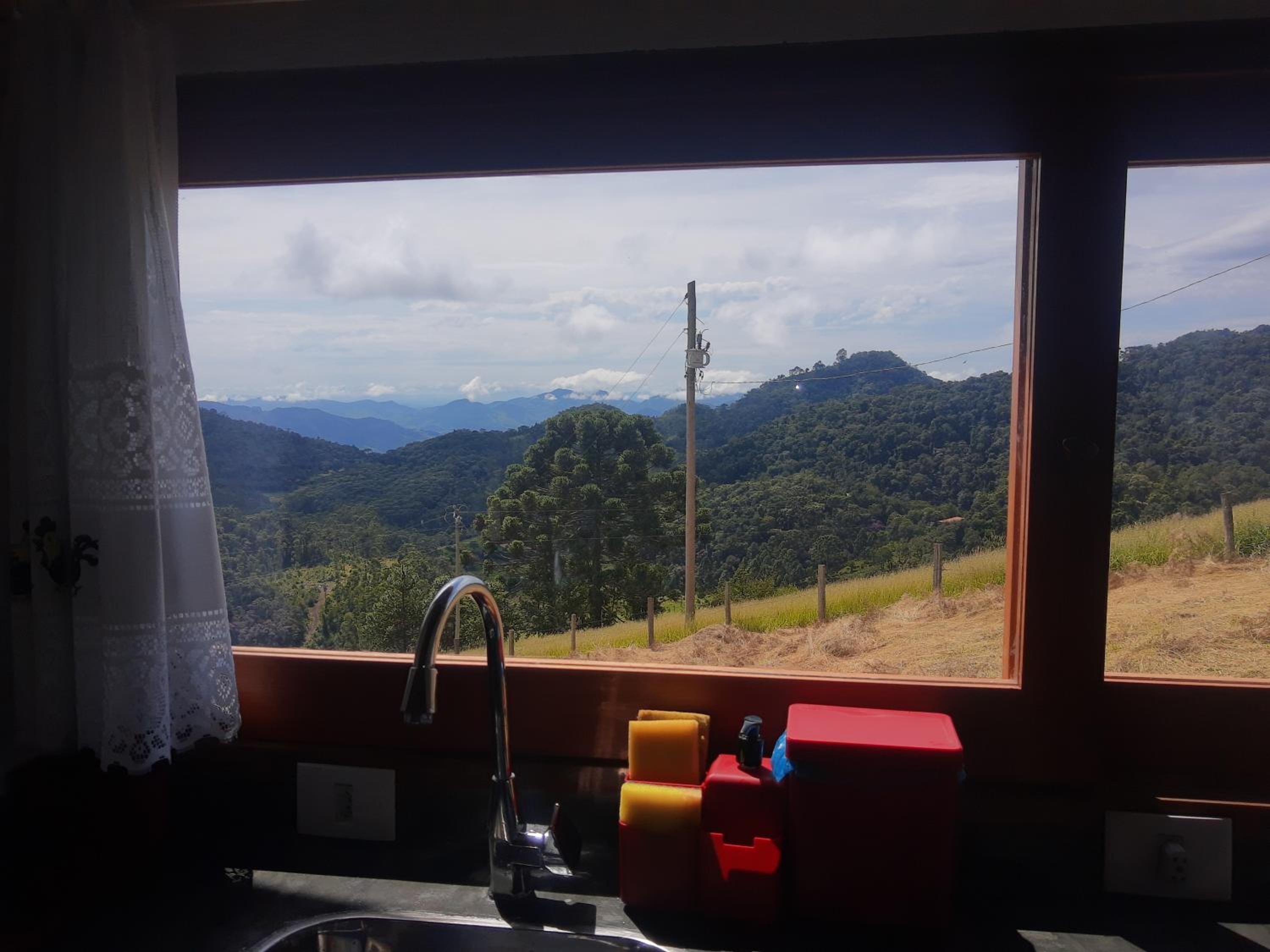 CASA NA MONTANHA