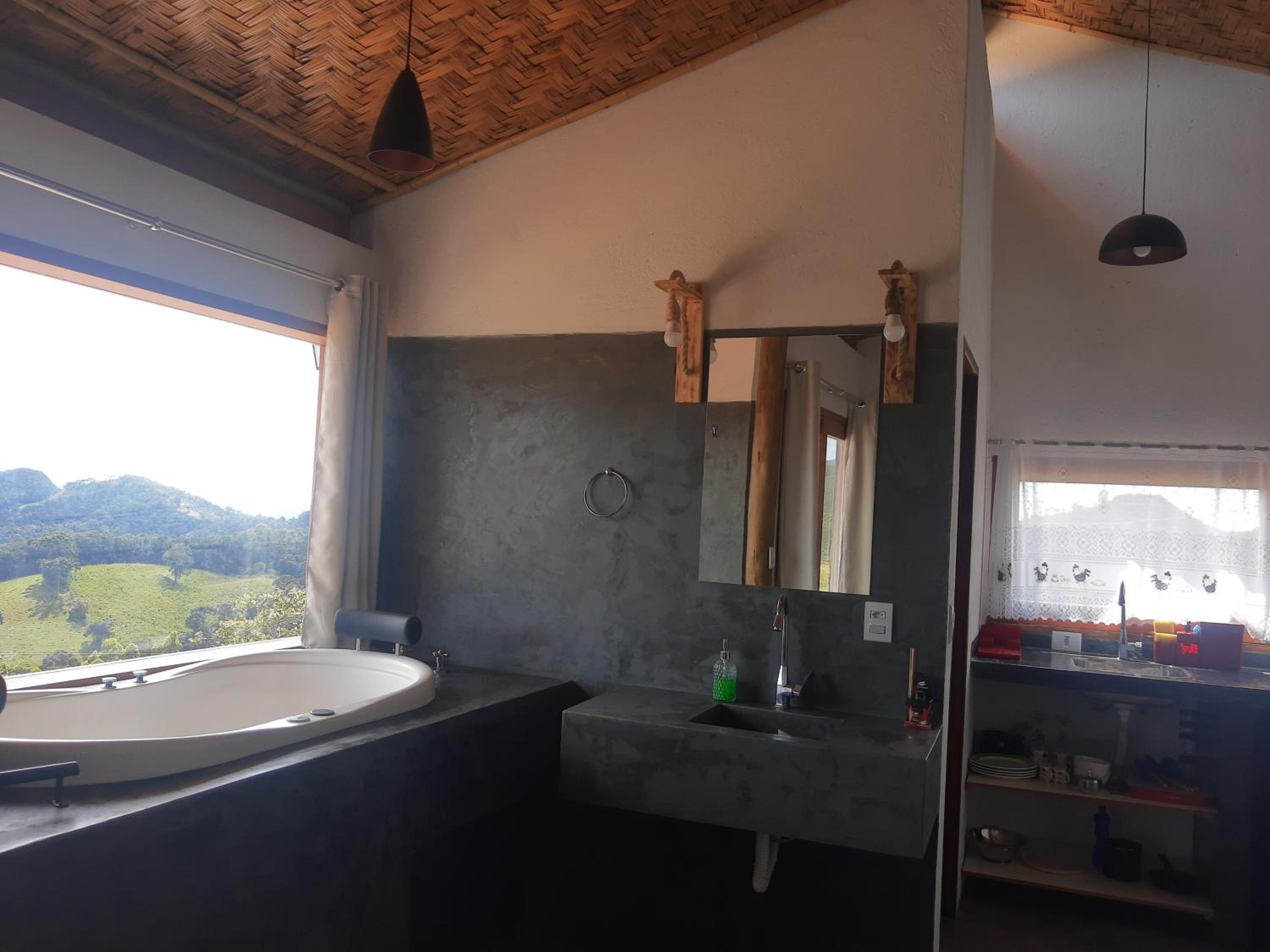 CASA NA MONTANHA