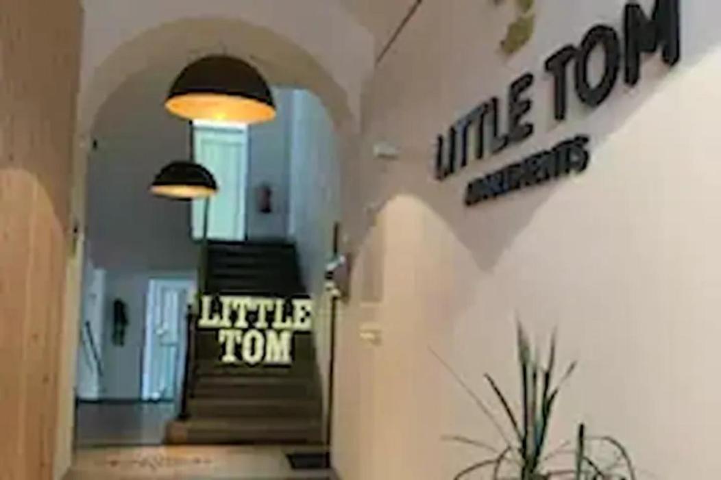 Little Tom Apartments