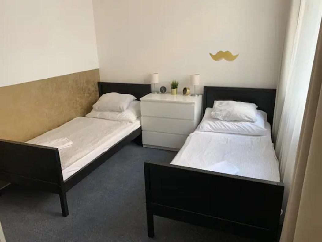Little Tom Apartments