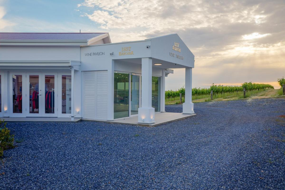 1837 Barossa Luxury Vineyard Cottages