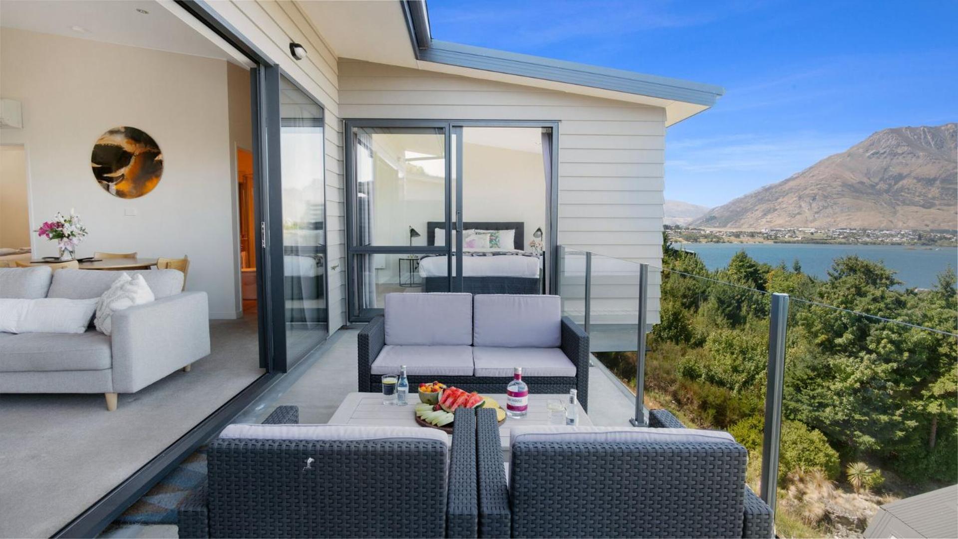 Whakatipu Bliss view 4