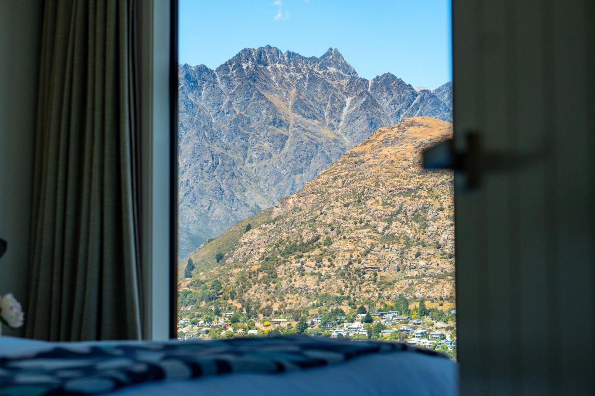 Whakatipu Bliss view 2