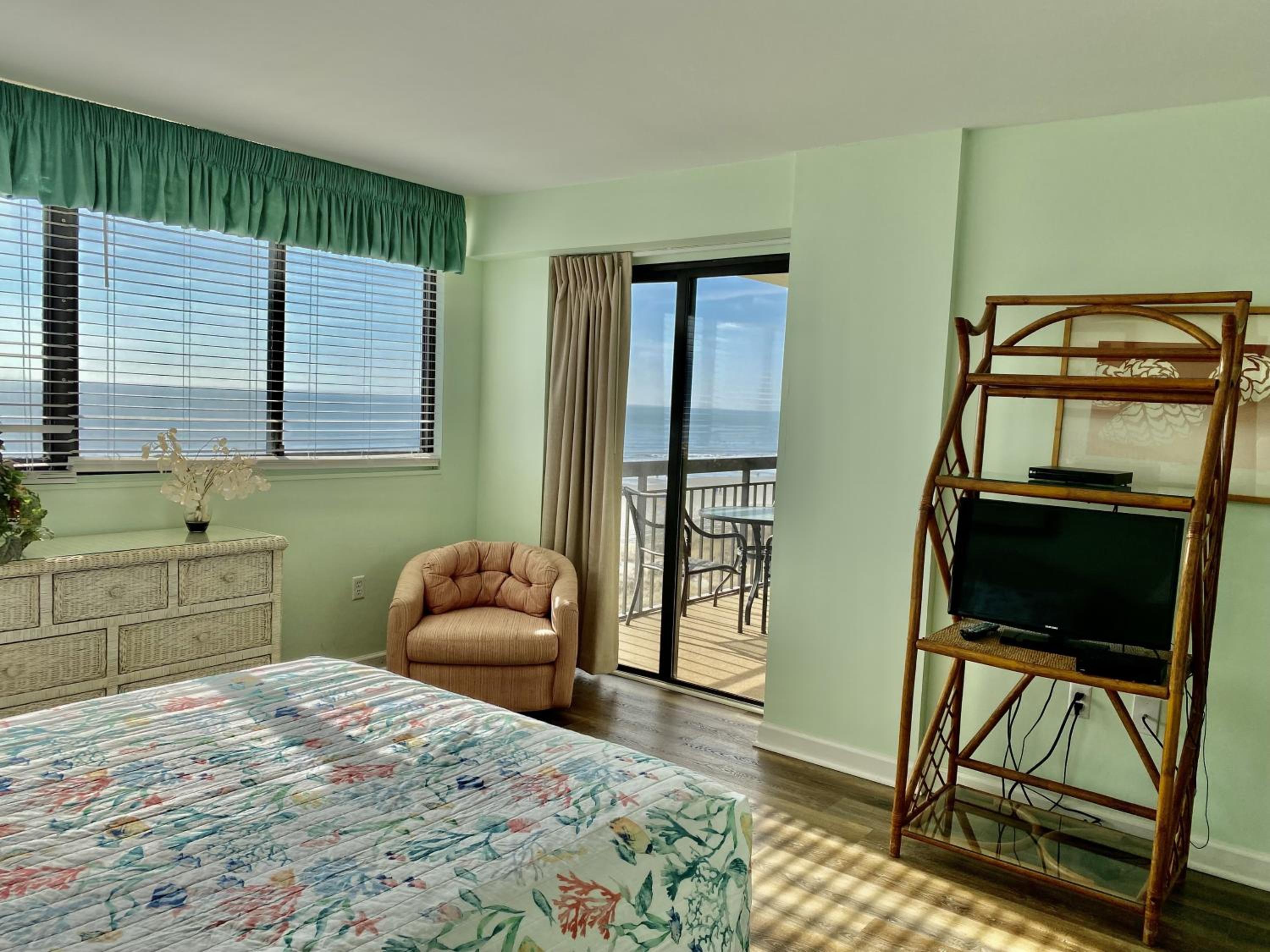 Shoreham Towers 5C Condo