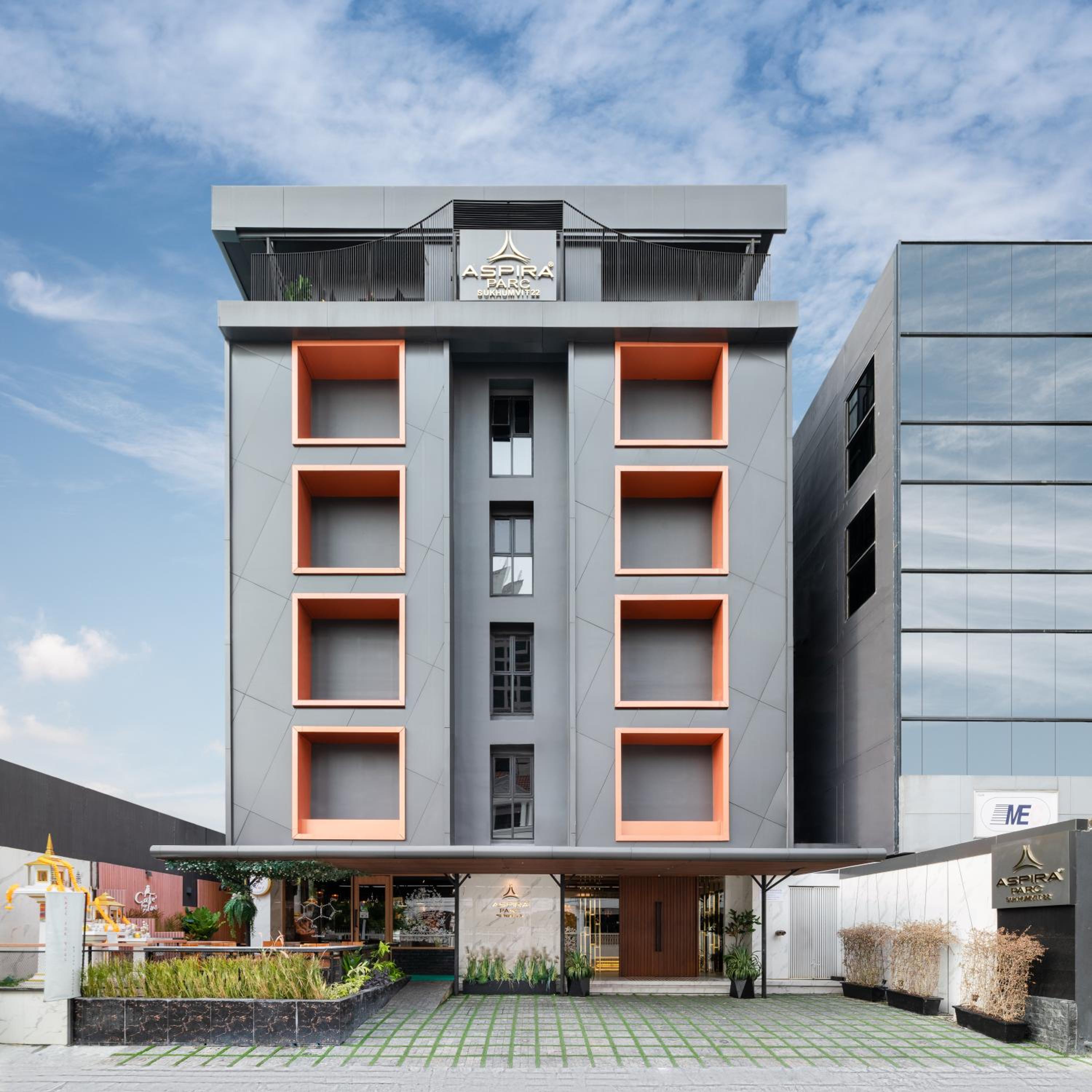 Hotel Aspira Parc Sukhumvit 22 - Image 1