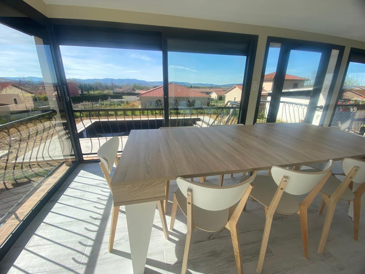 Chambre dans logement partagé chez l habitant avec piscine de 1 à 3 chambres