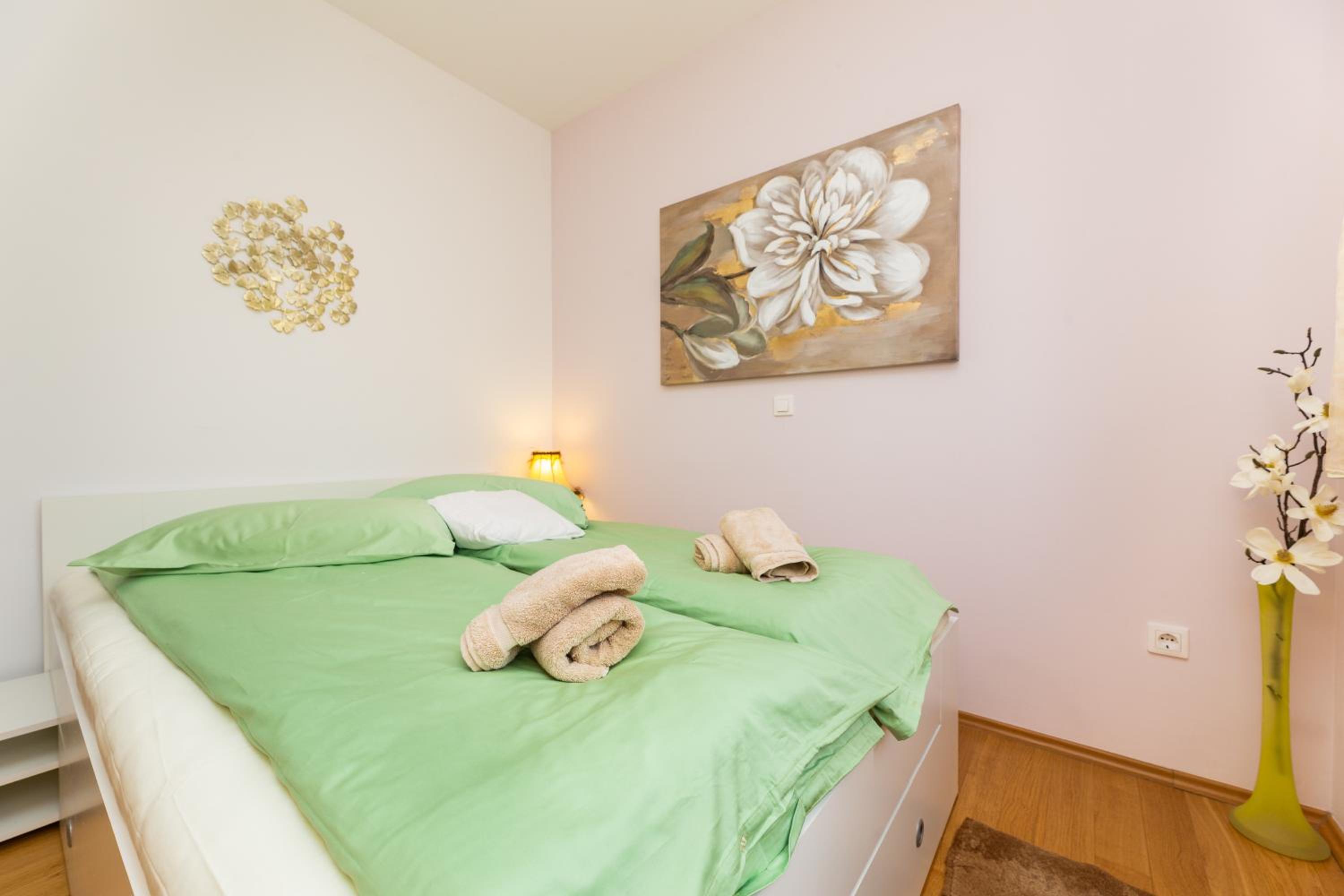 GOLDEN HOPE 4+1 APARTMENT KRK view 2