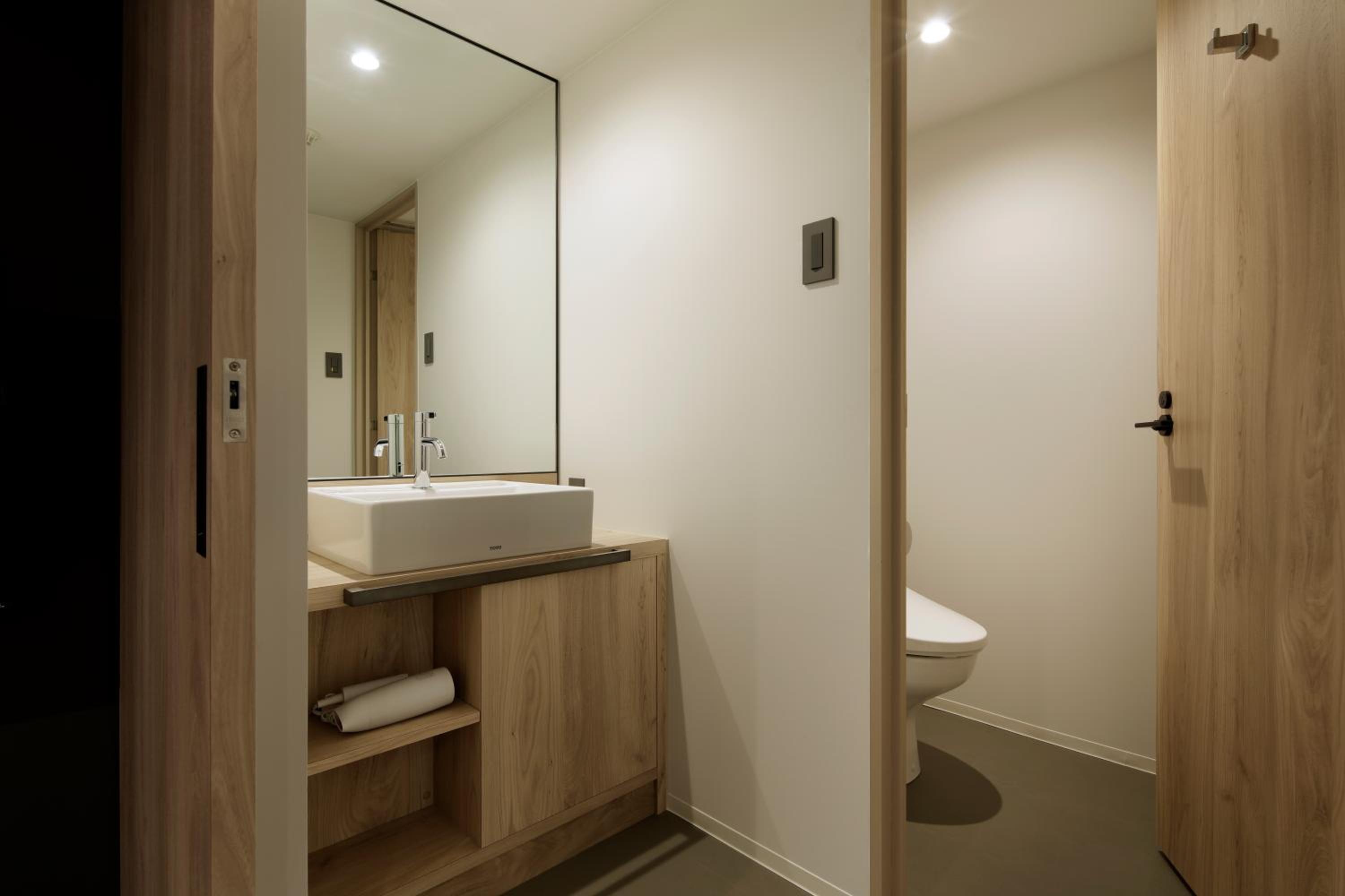 Piece Hostel Sanjo 38