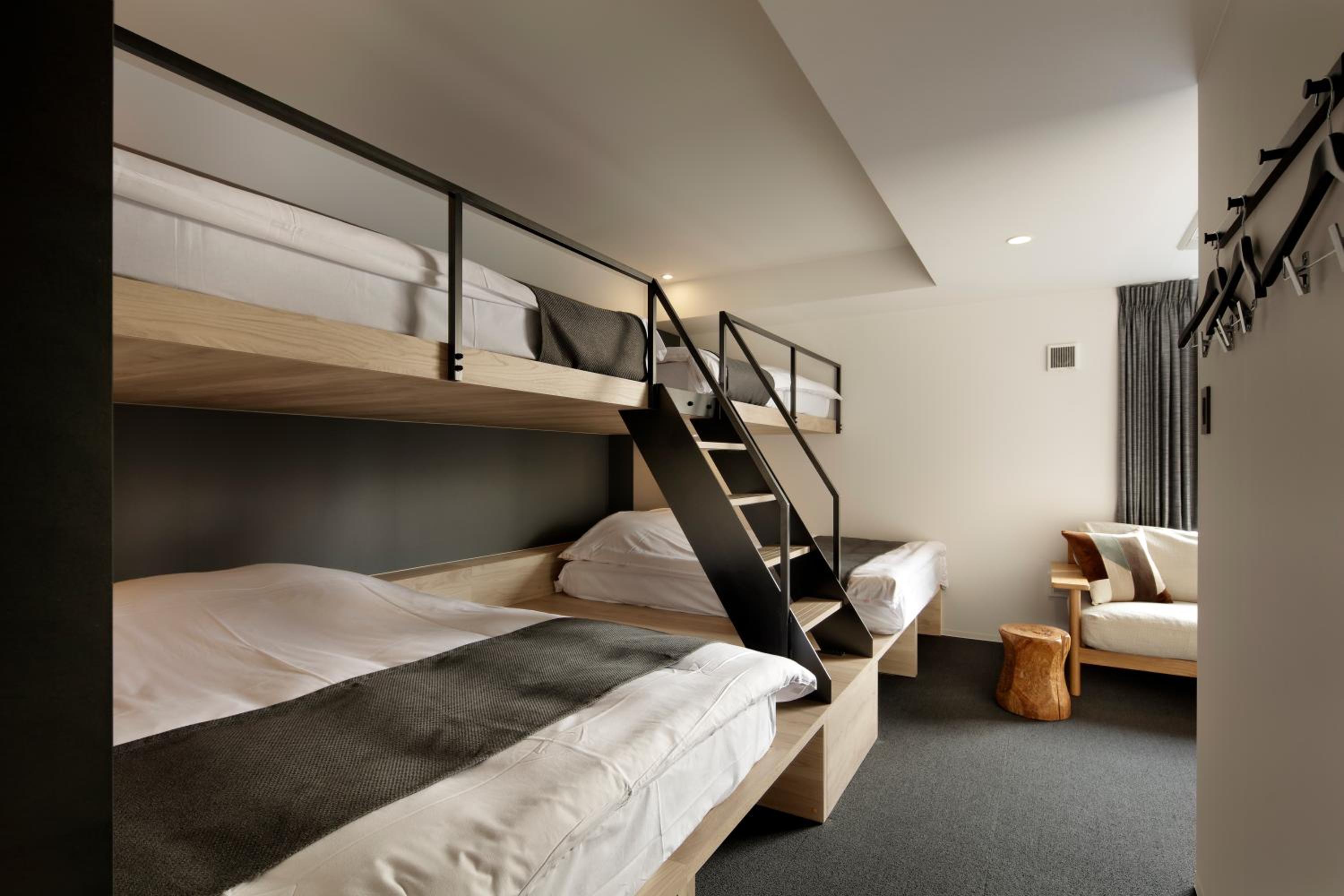 Piece Hostel Sanjo 7