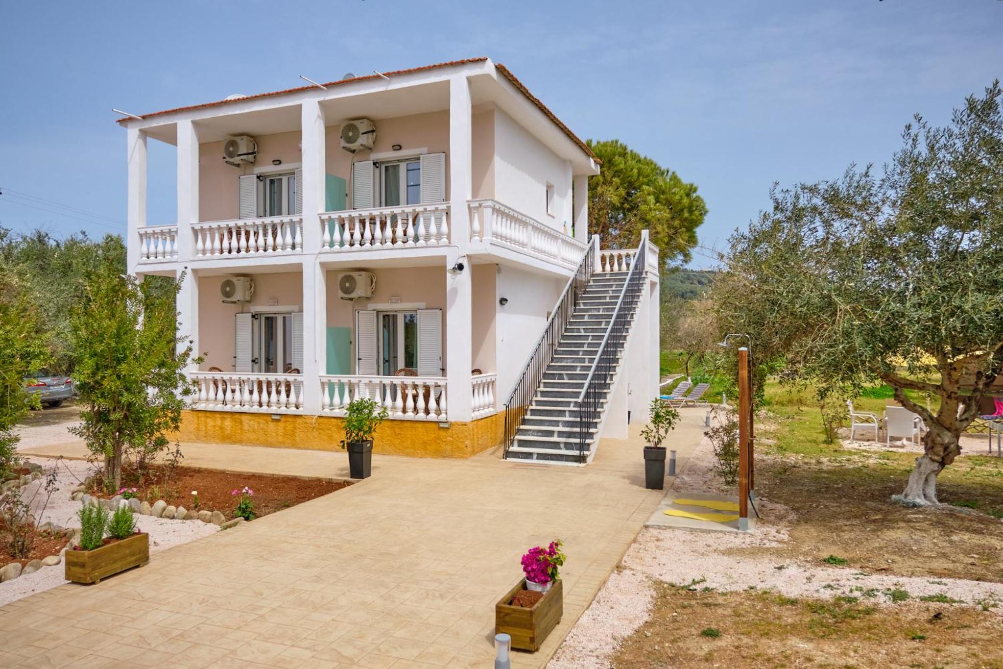Katoi Studios Agios Georgios Pagoi view 4