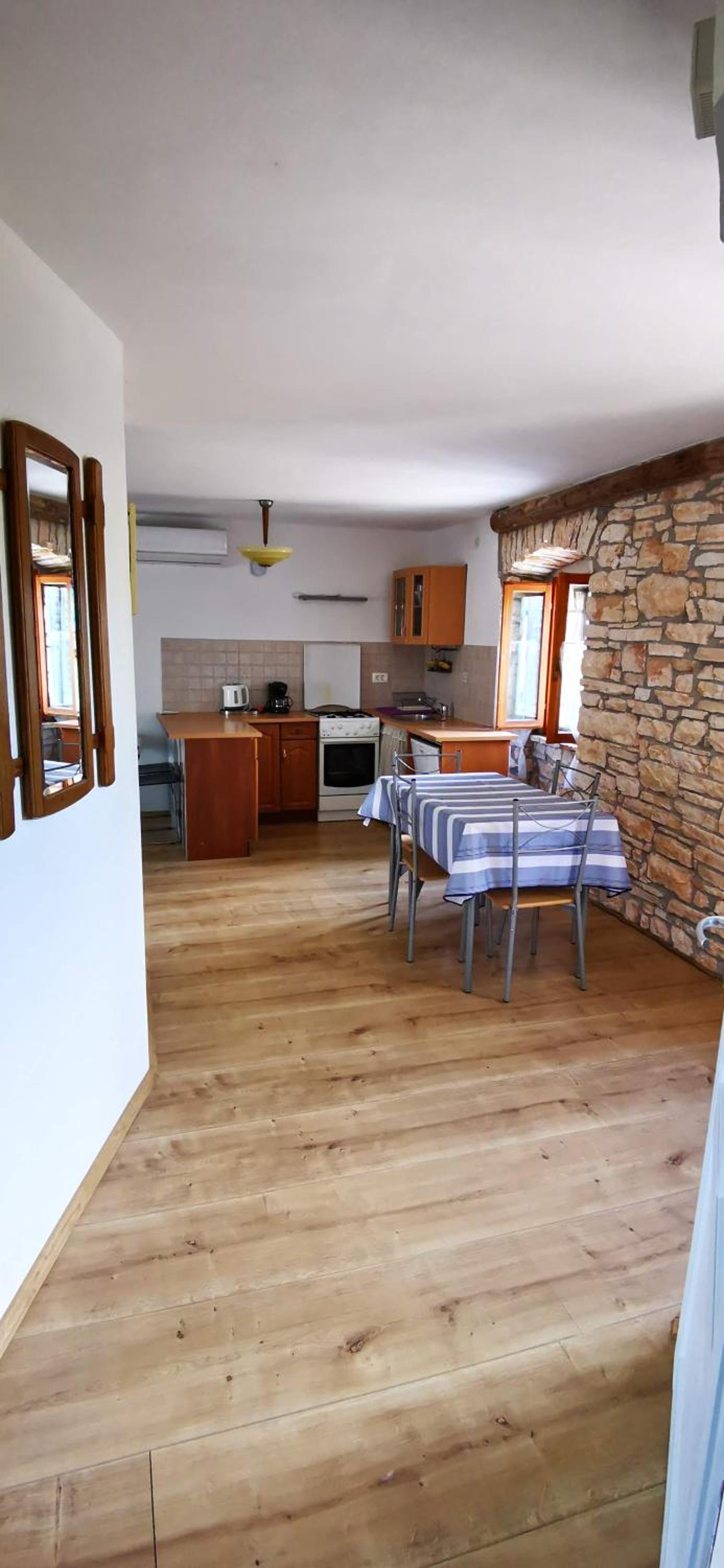 Eti and Mia holiday home view 3