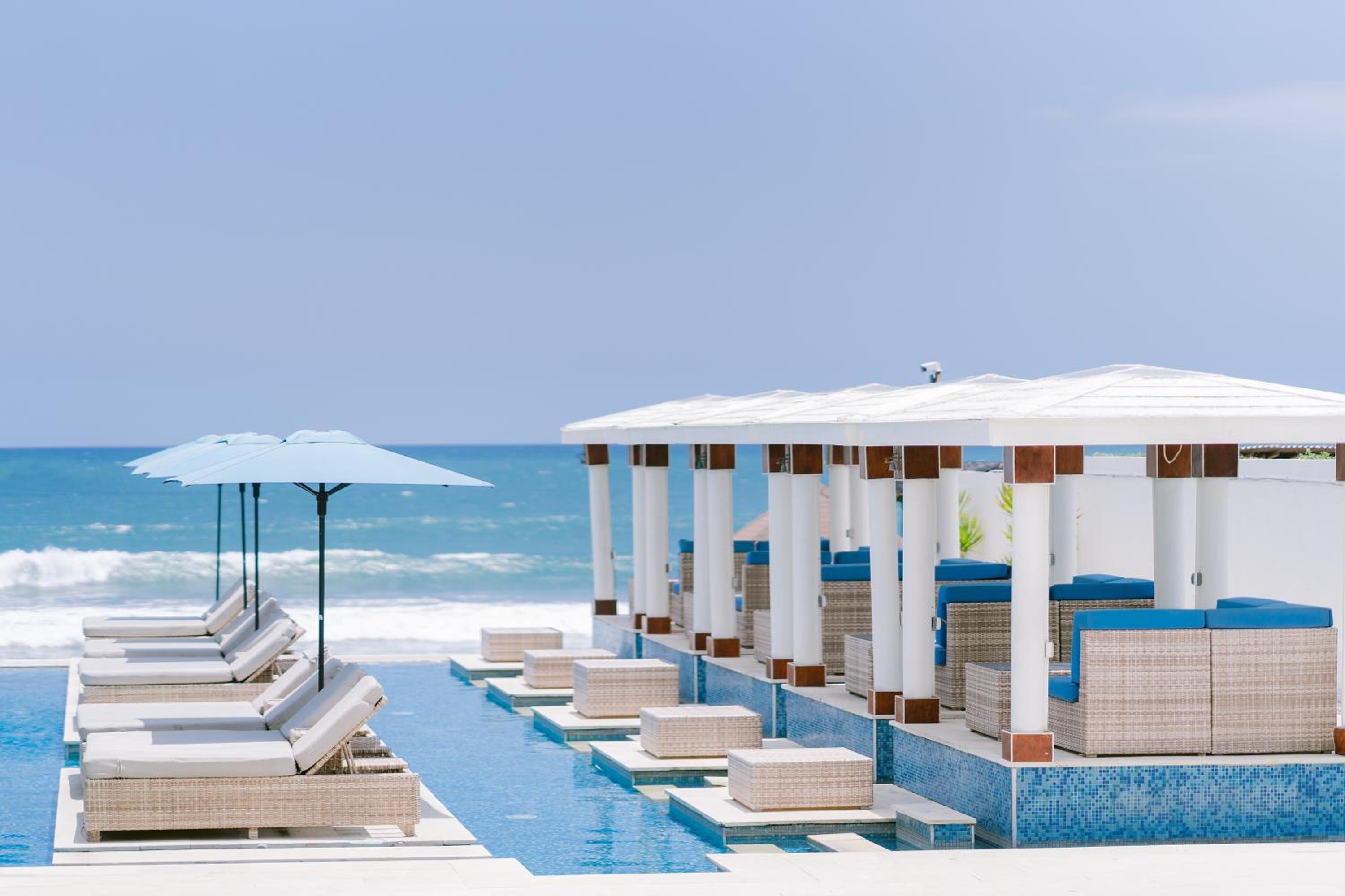 Lv8 Resort Hotel