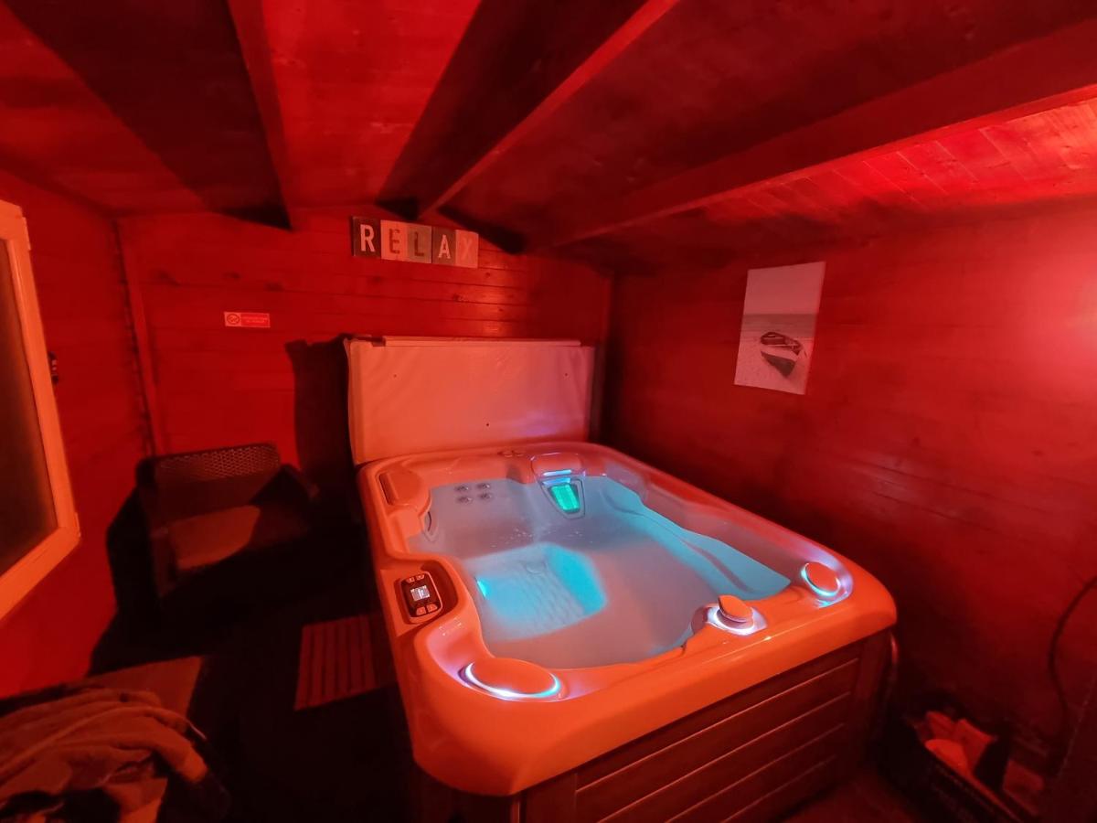 Dépendance Spacieuse & Cosy Entre et Mer avec Spa view 4