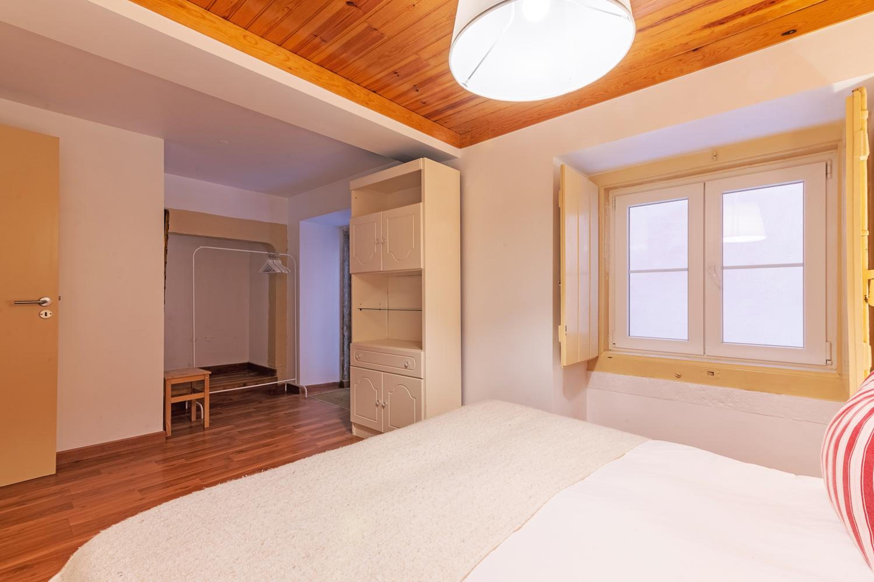 Portas do Teatro Apartments 2 view 4