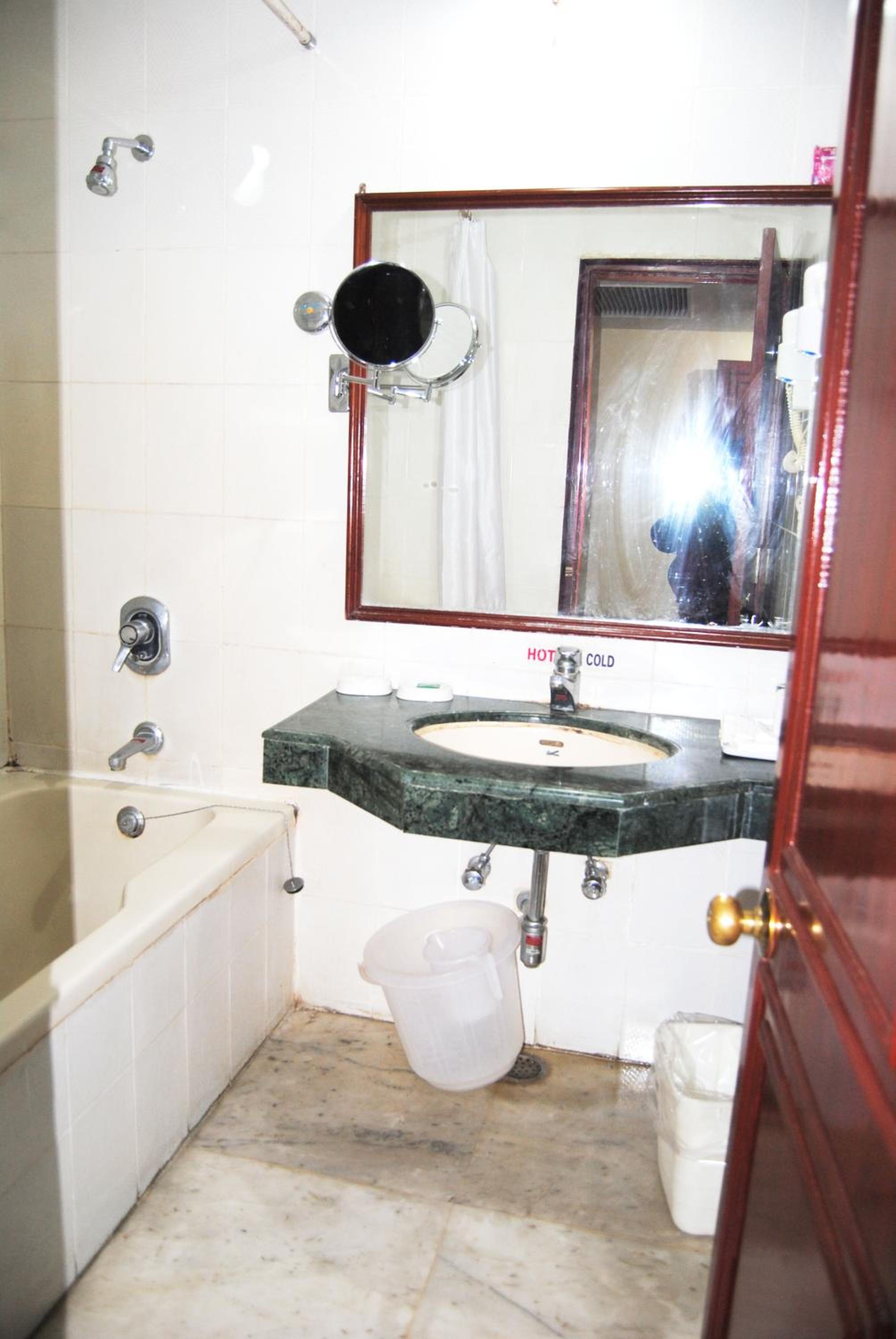 Photo 11