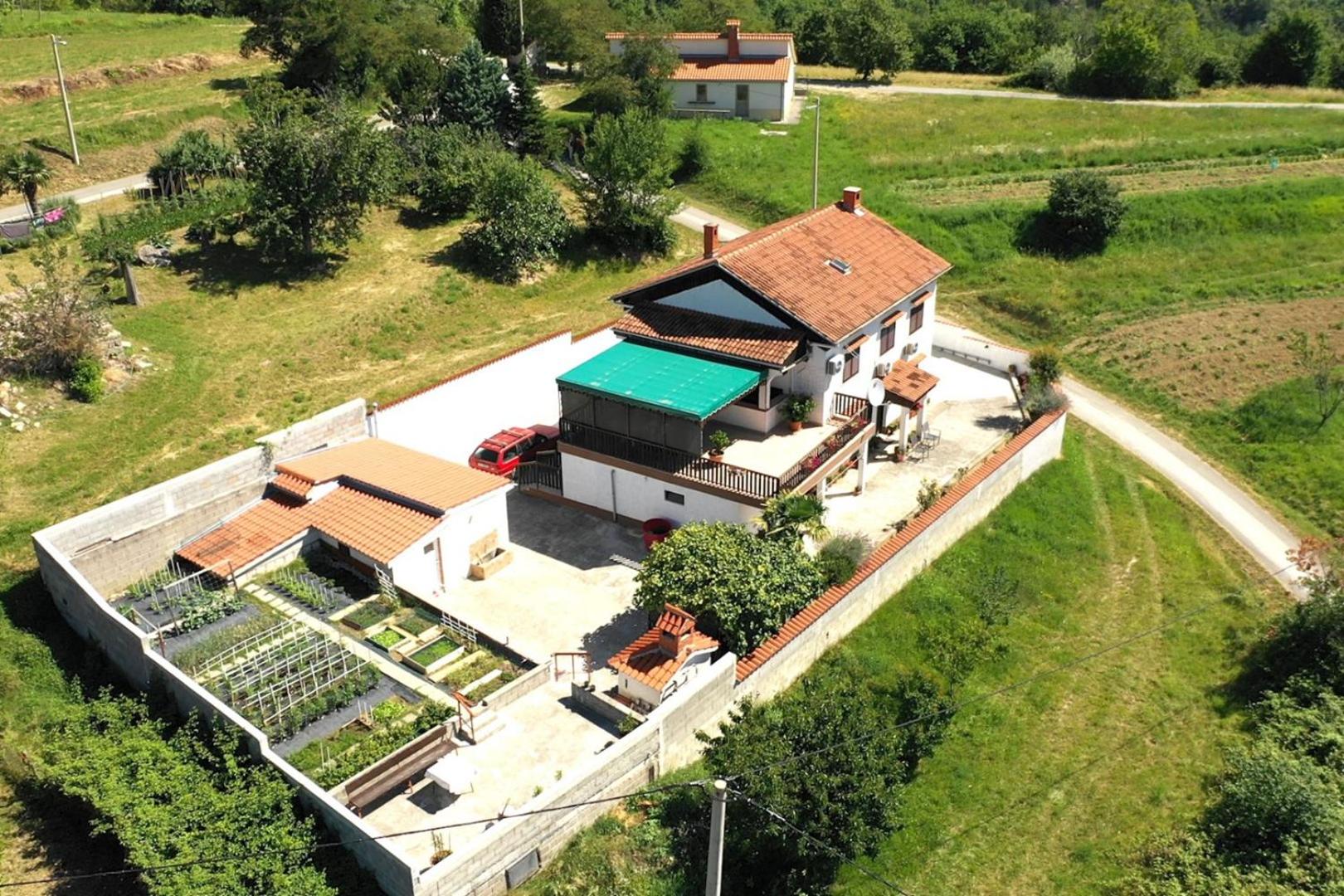 Apartment Mirella for 6 Persons located in central Istria view 2