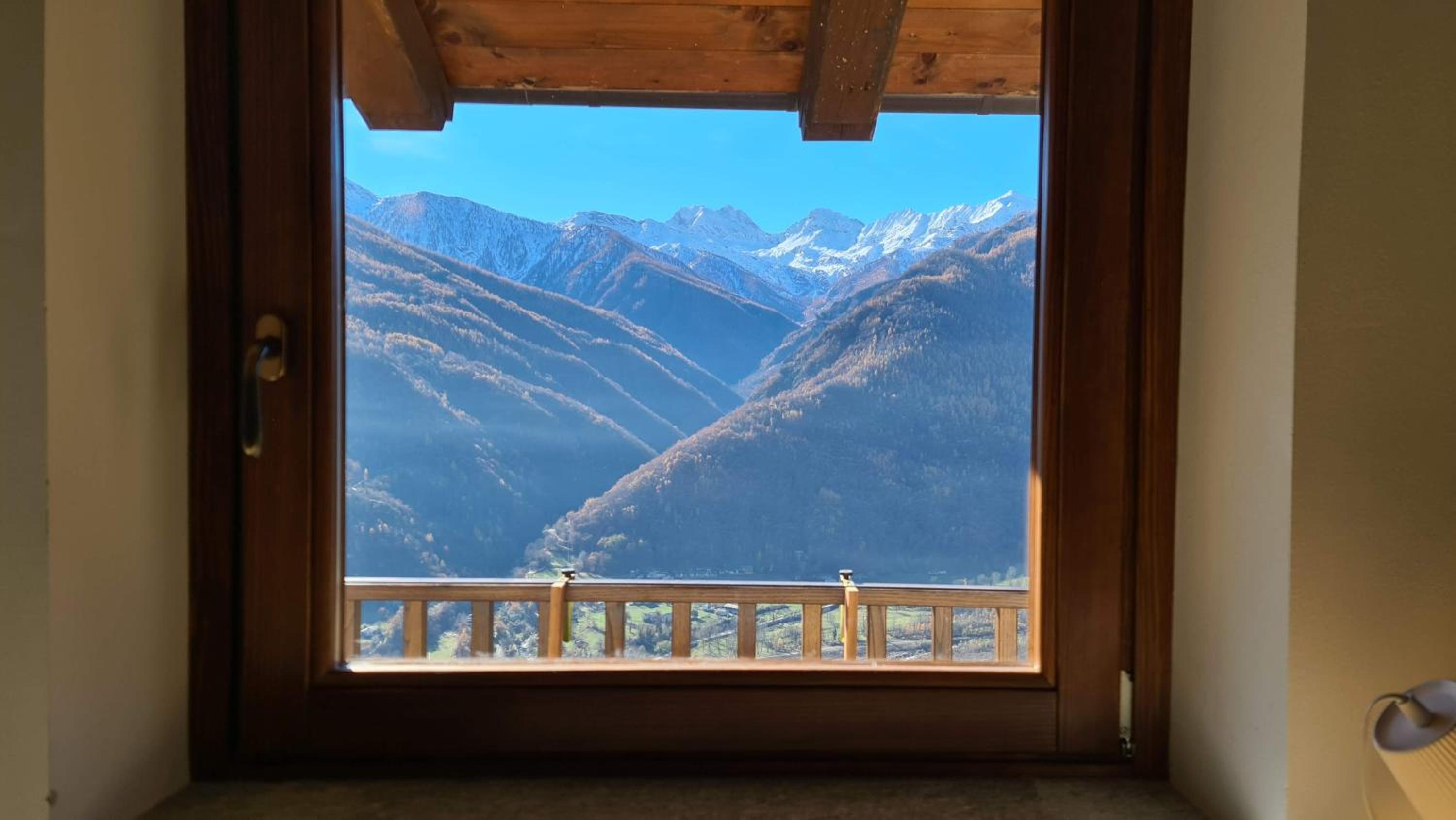 Independent chalet with breathtaking view