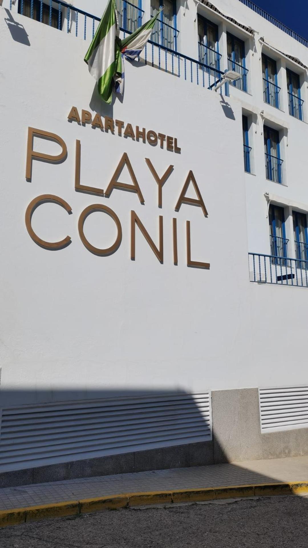 Apartahotel Rompeolas