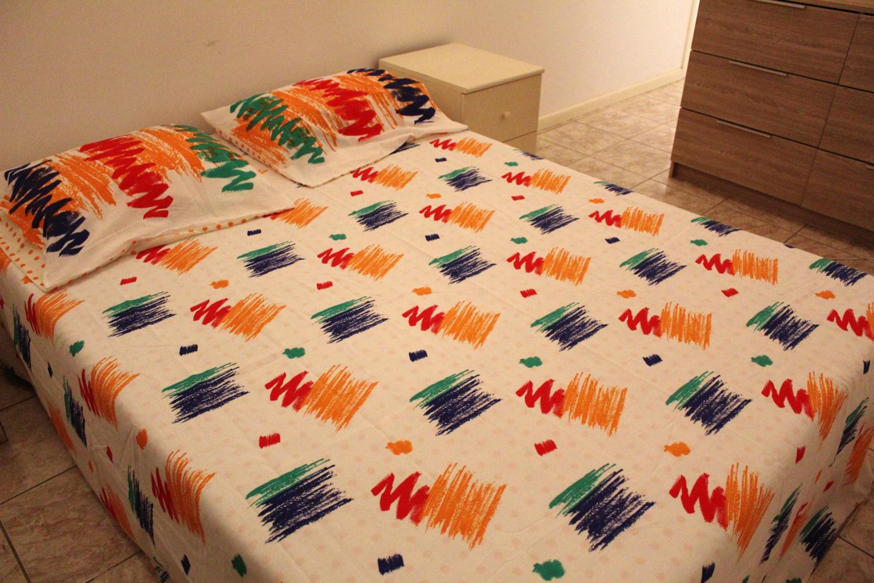 Spacious apartment in Mindelo, mountain view, 164 m²